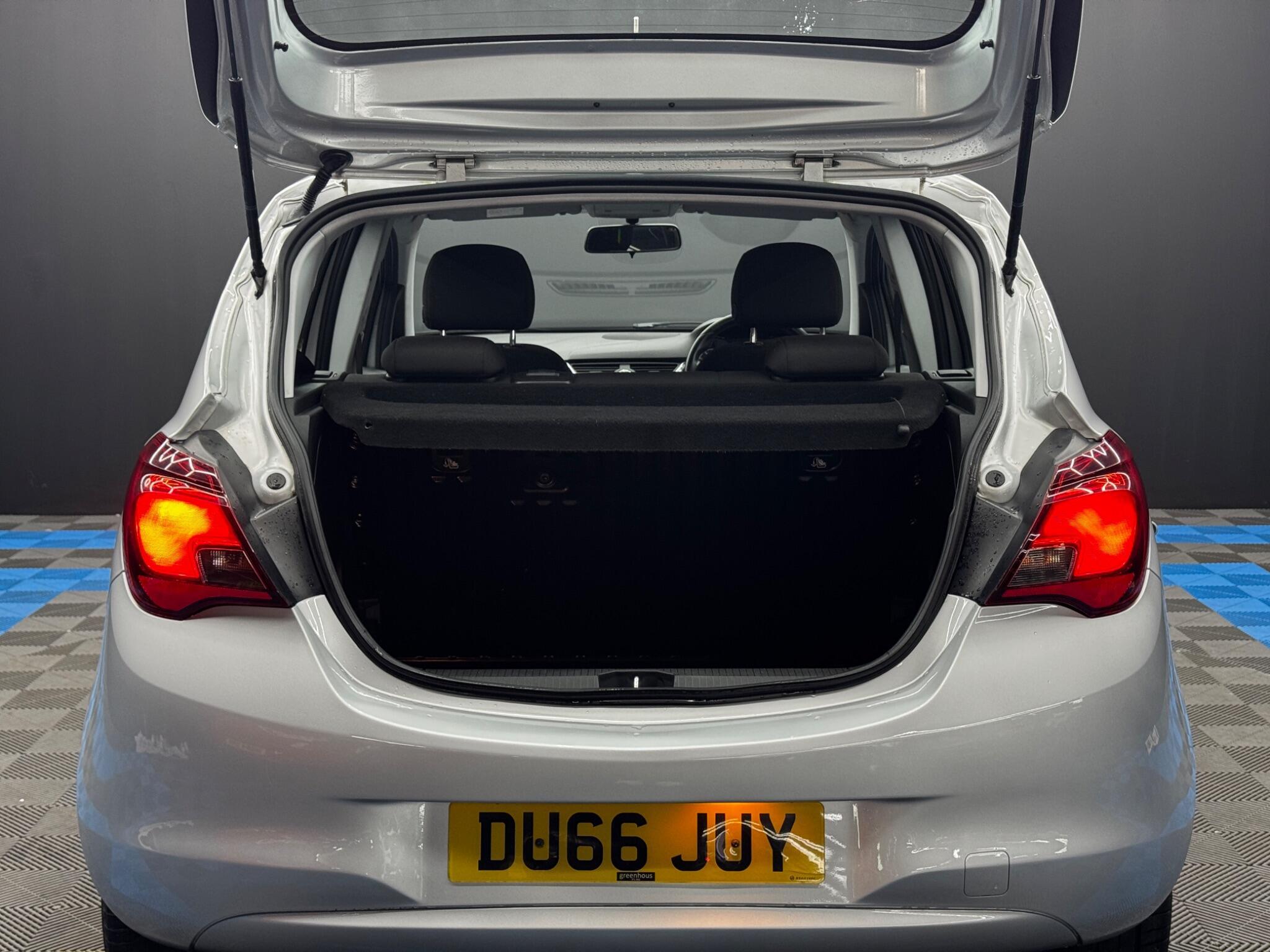 Vauxhall Corsa - Image 31