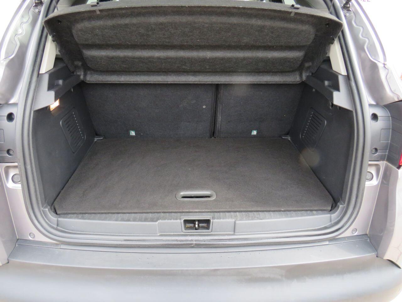 Renault Captur - Image 11