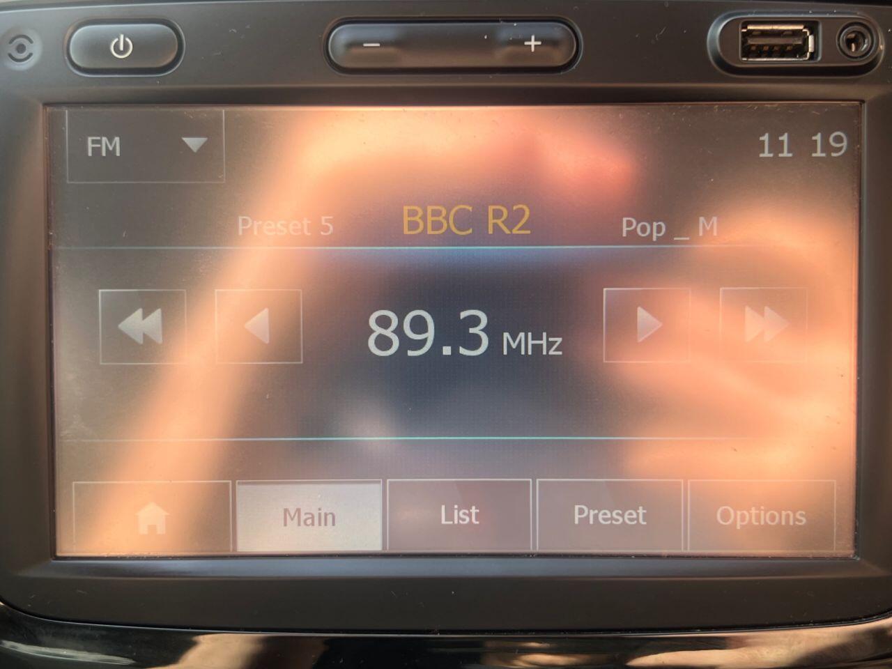 Renault Captur - Image 34