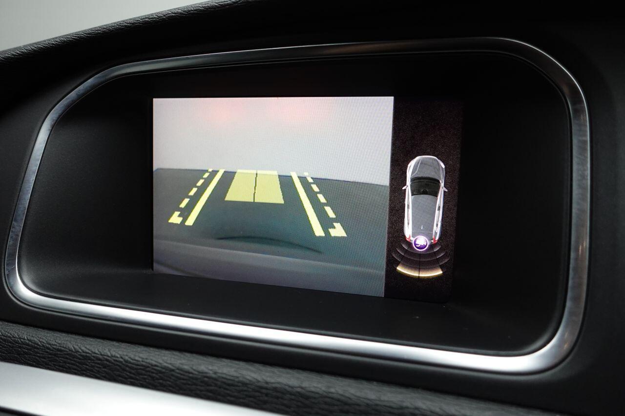 Volvo V40 - Image 21