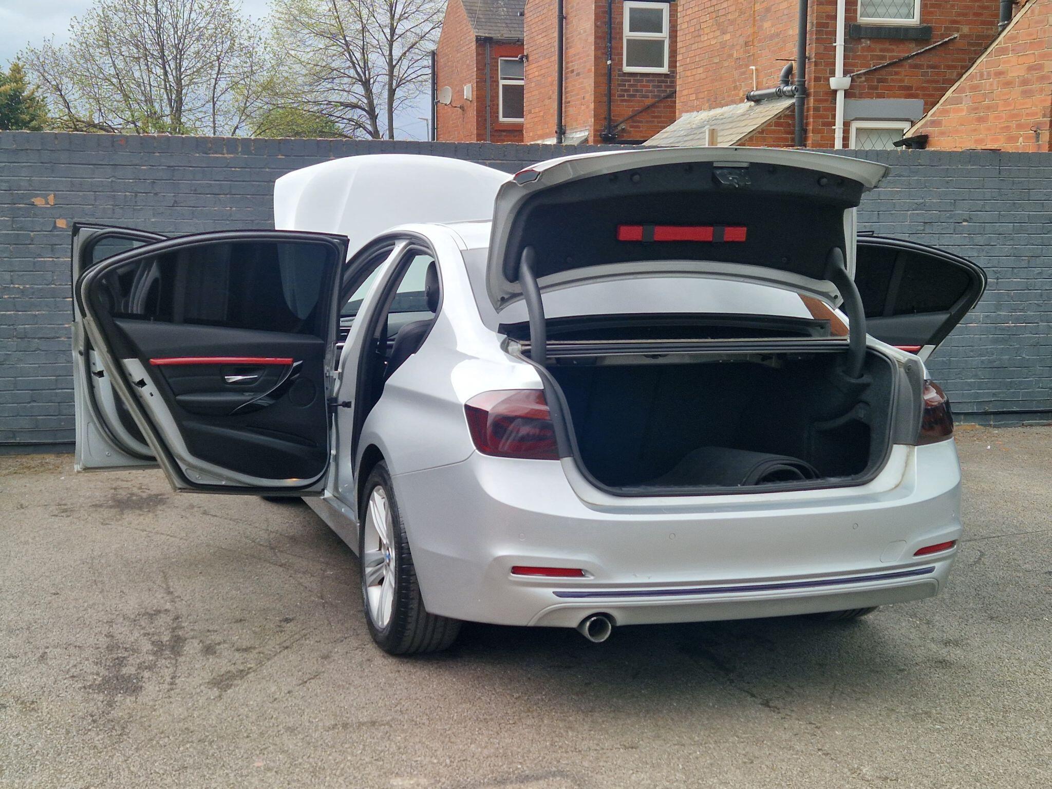 BMW 3 Series - Image 19