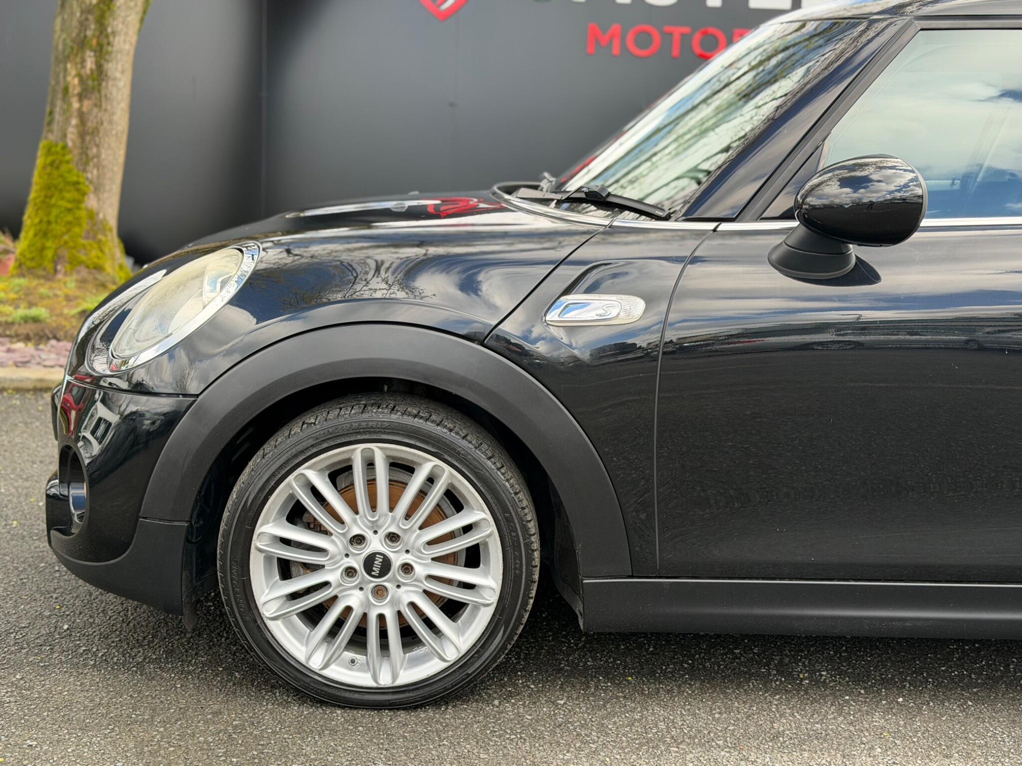 MINI Hatch - Image 8