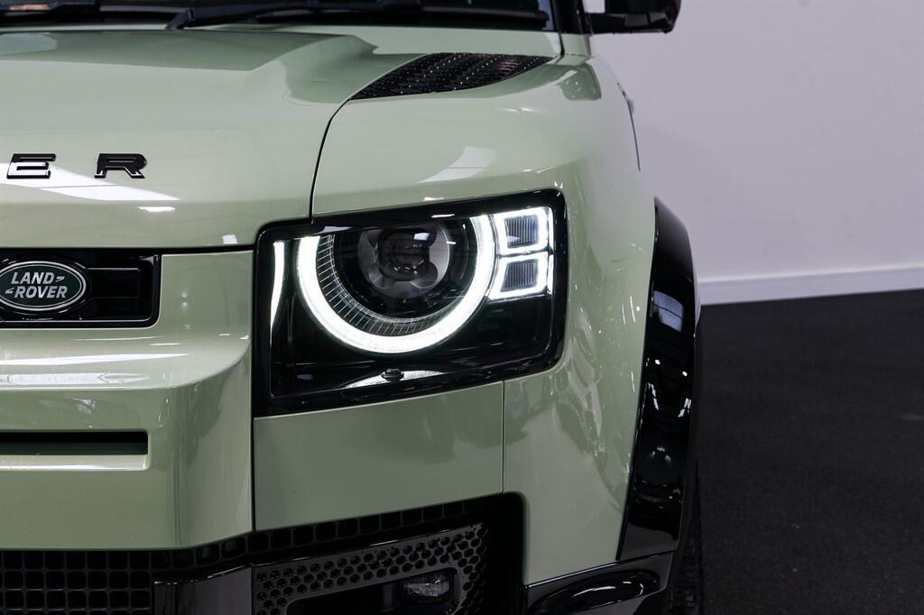 Land Rover Defender 90 - Image 10