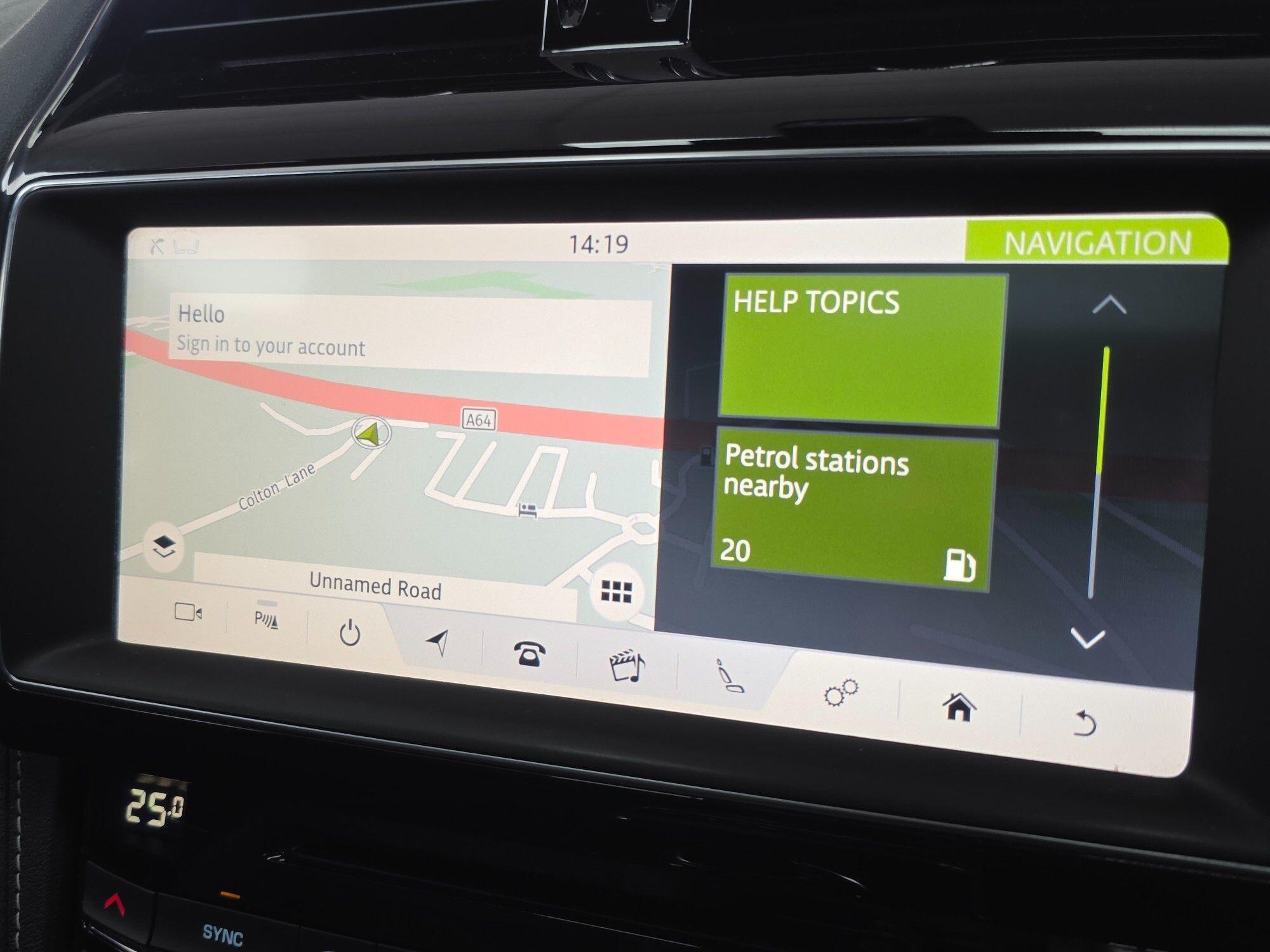 Jaguar F-Pace - Image 35