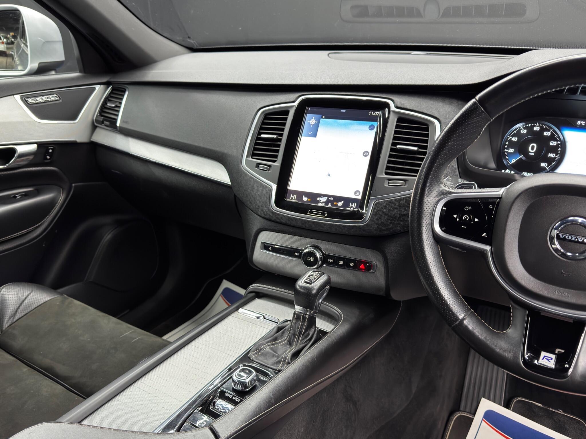Volvo XC90 - Image 26