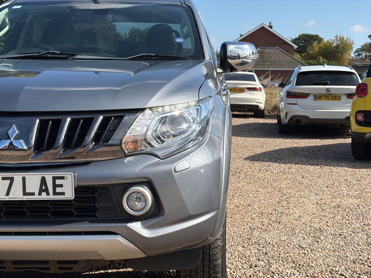 Mitsubishi L200 - Image 13