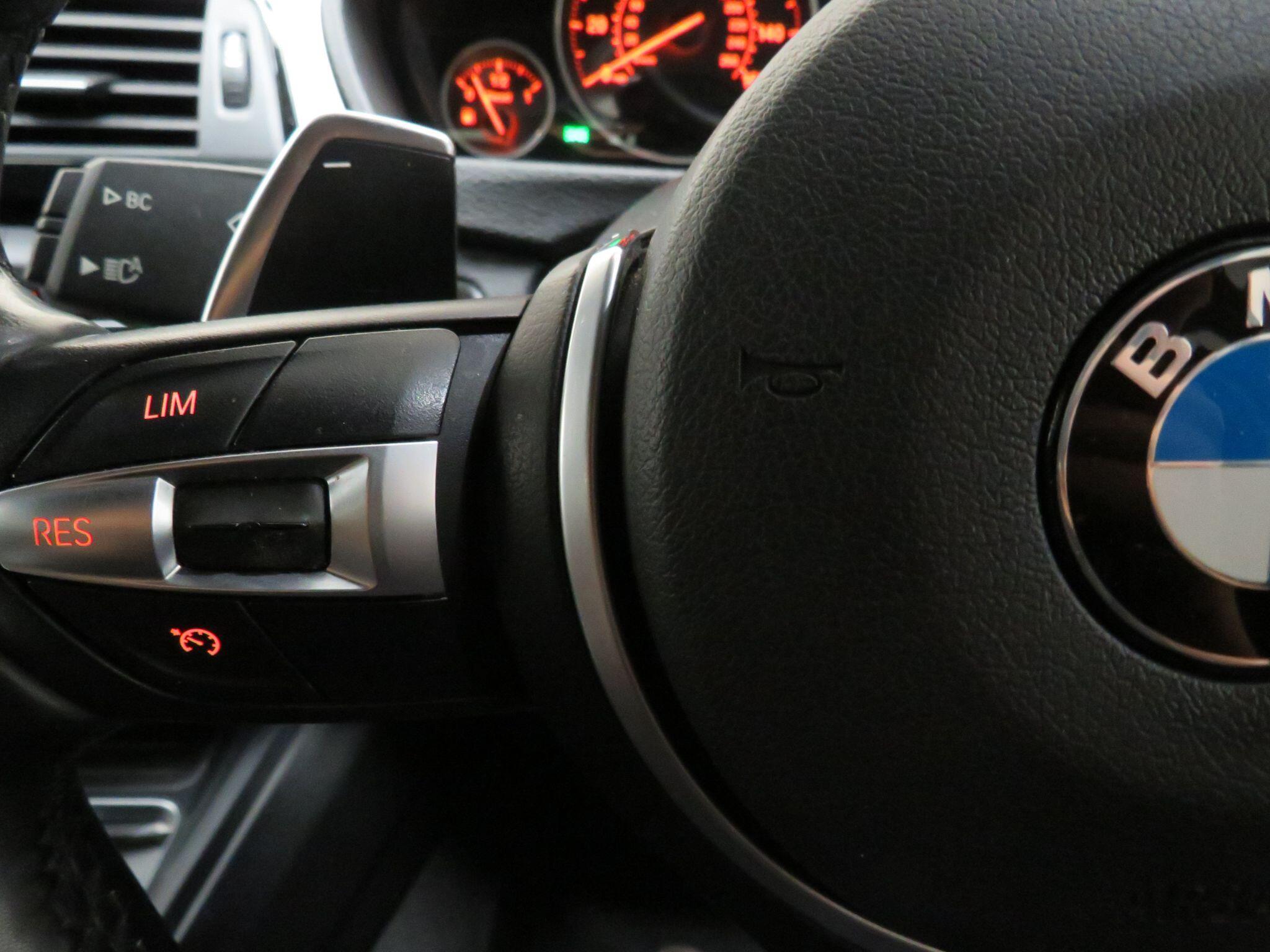 BMW 3 Series - Image 17