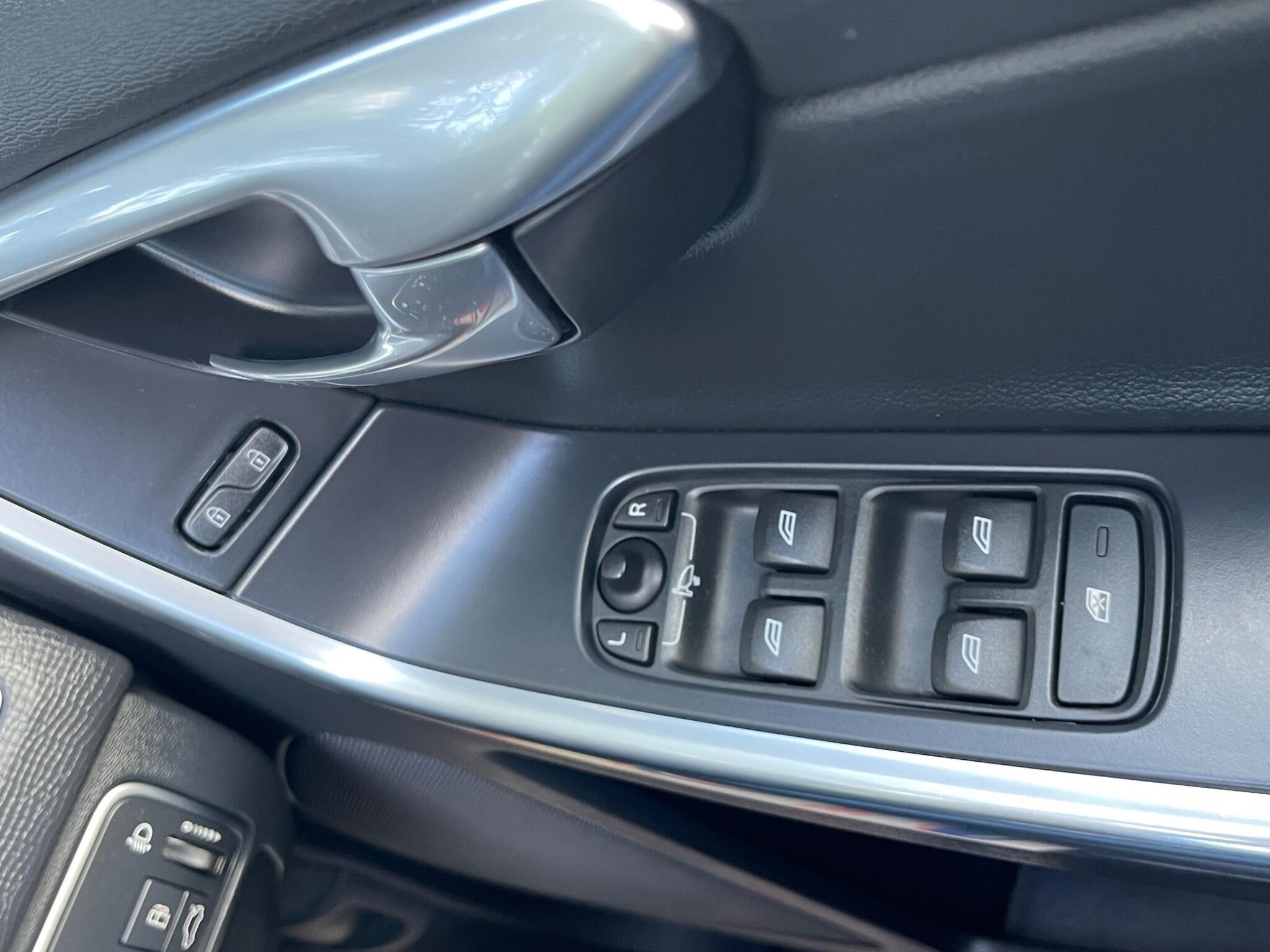 Volvo XC60 - Image 78