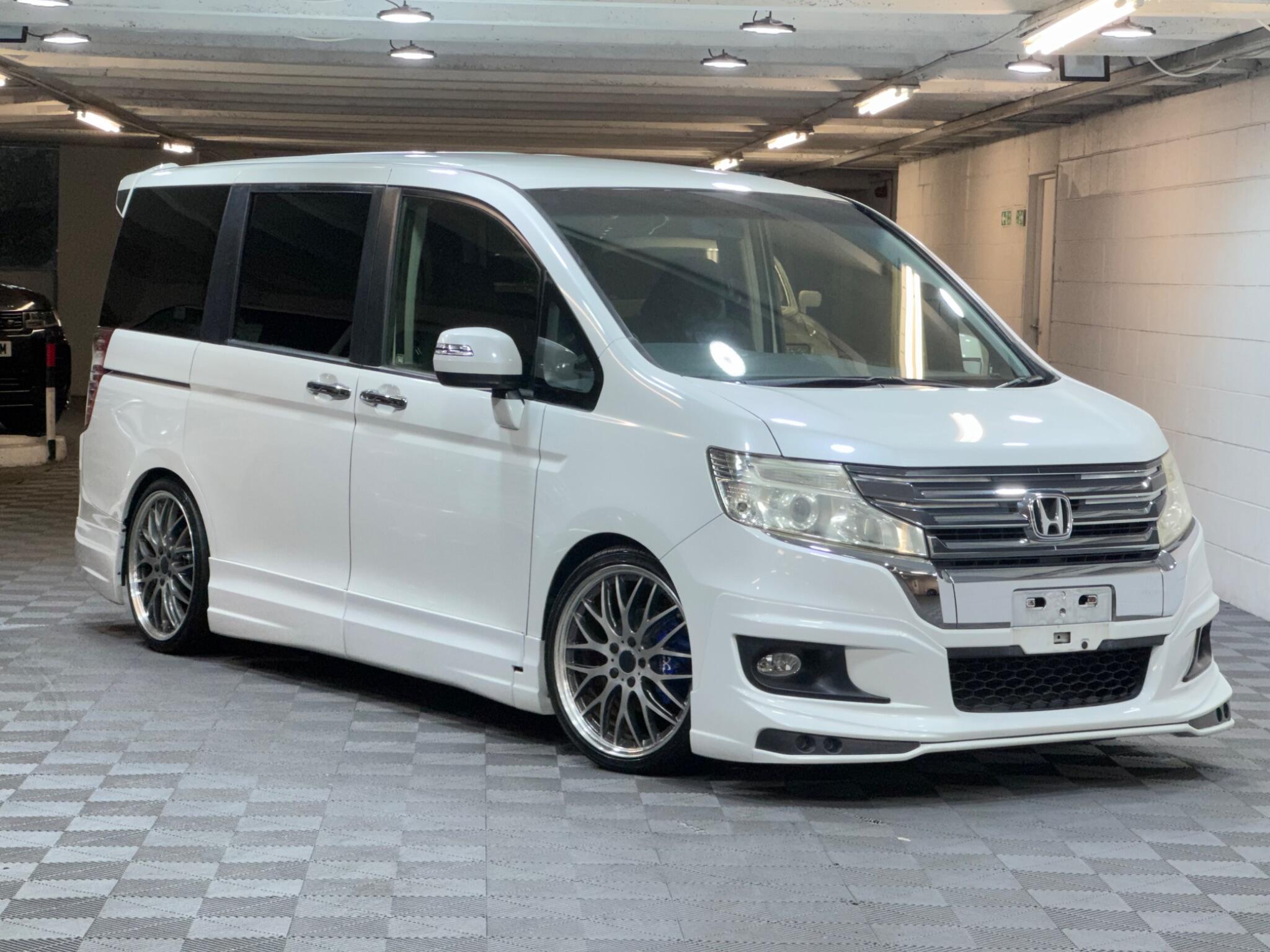 Honda Stepwagon - Image 7