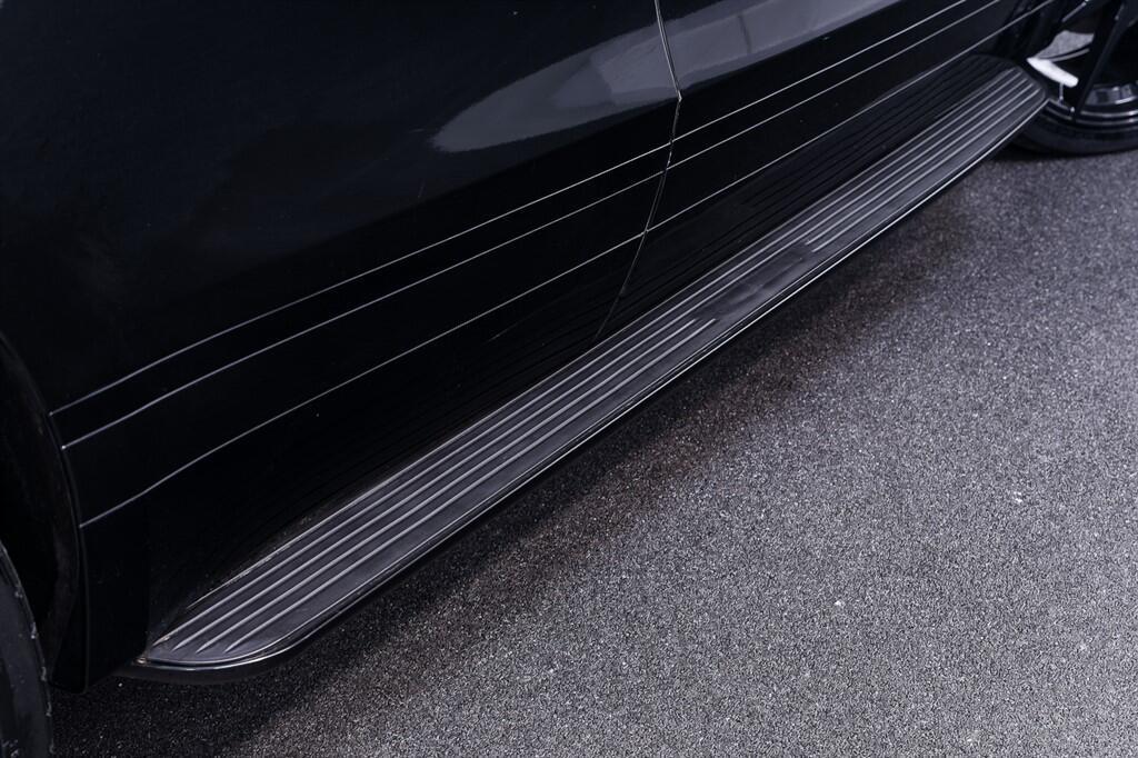 Land Rover Range Rover Velar - Image 9