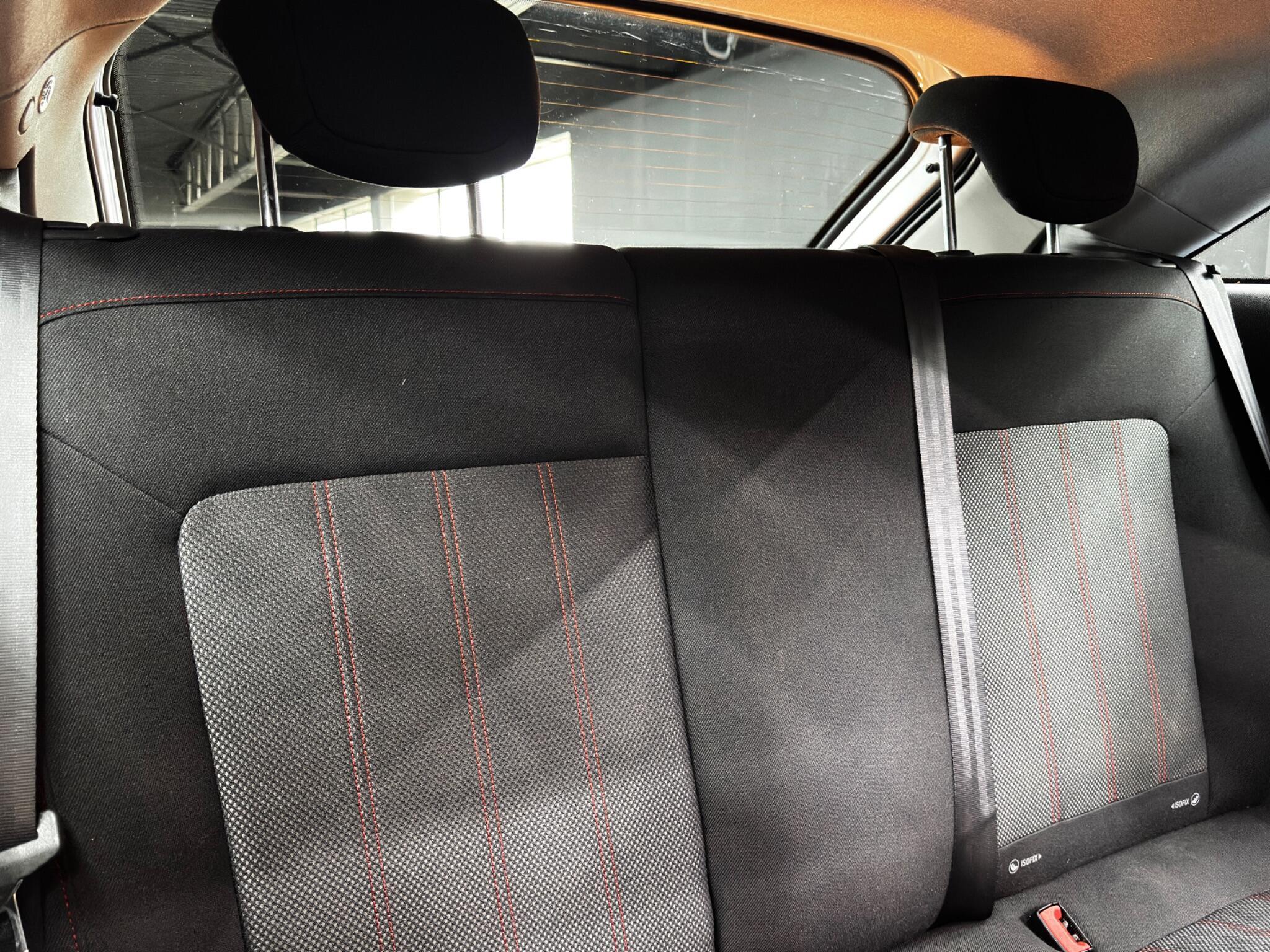 Vauxhall Corsa - Image 15