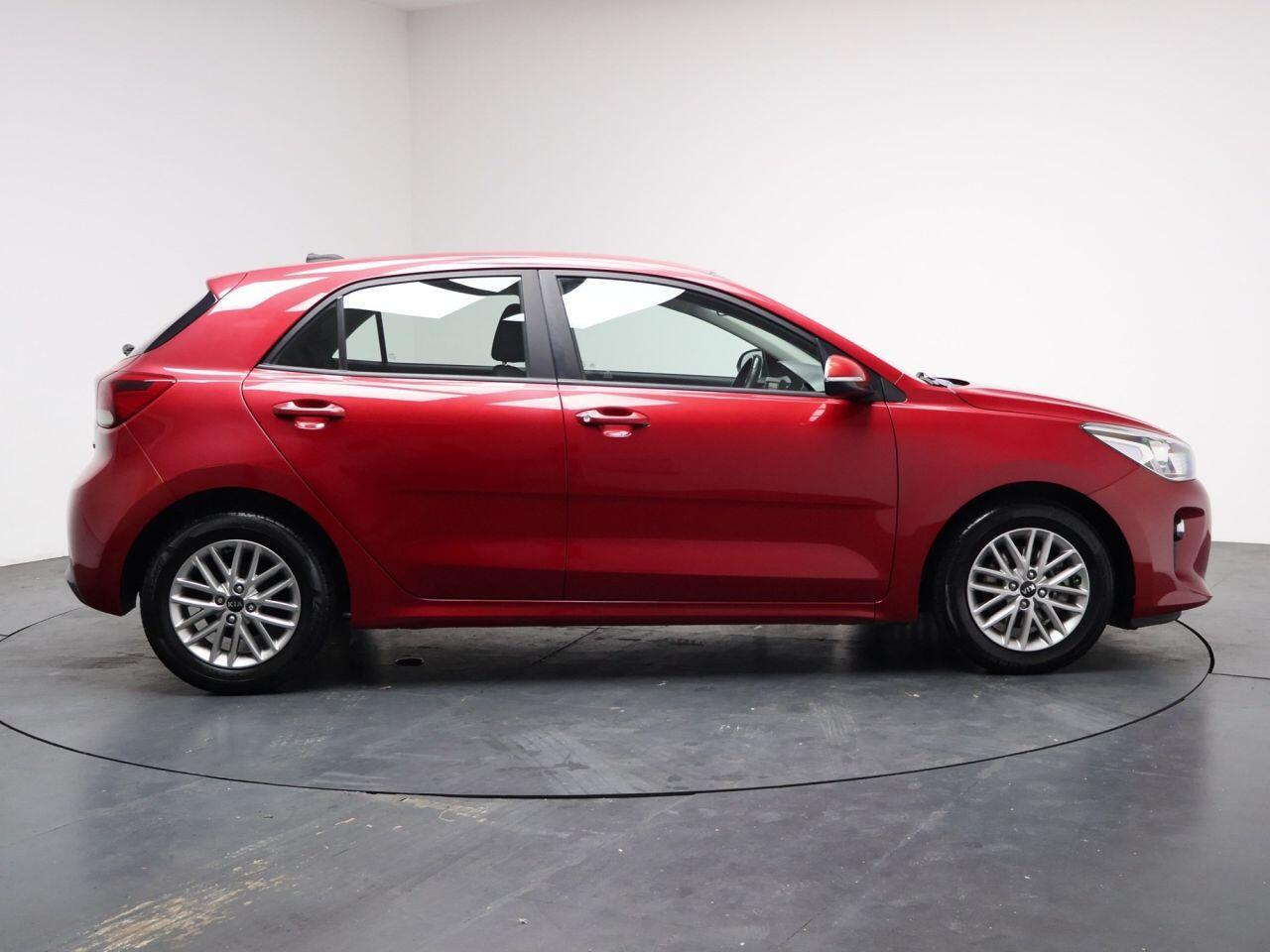 Kia Rio - Image 13