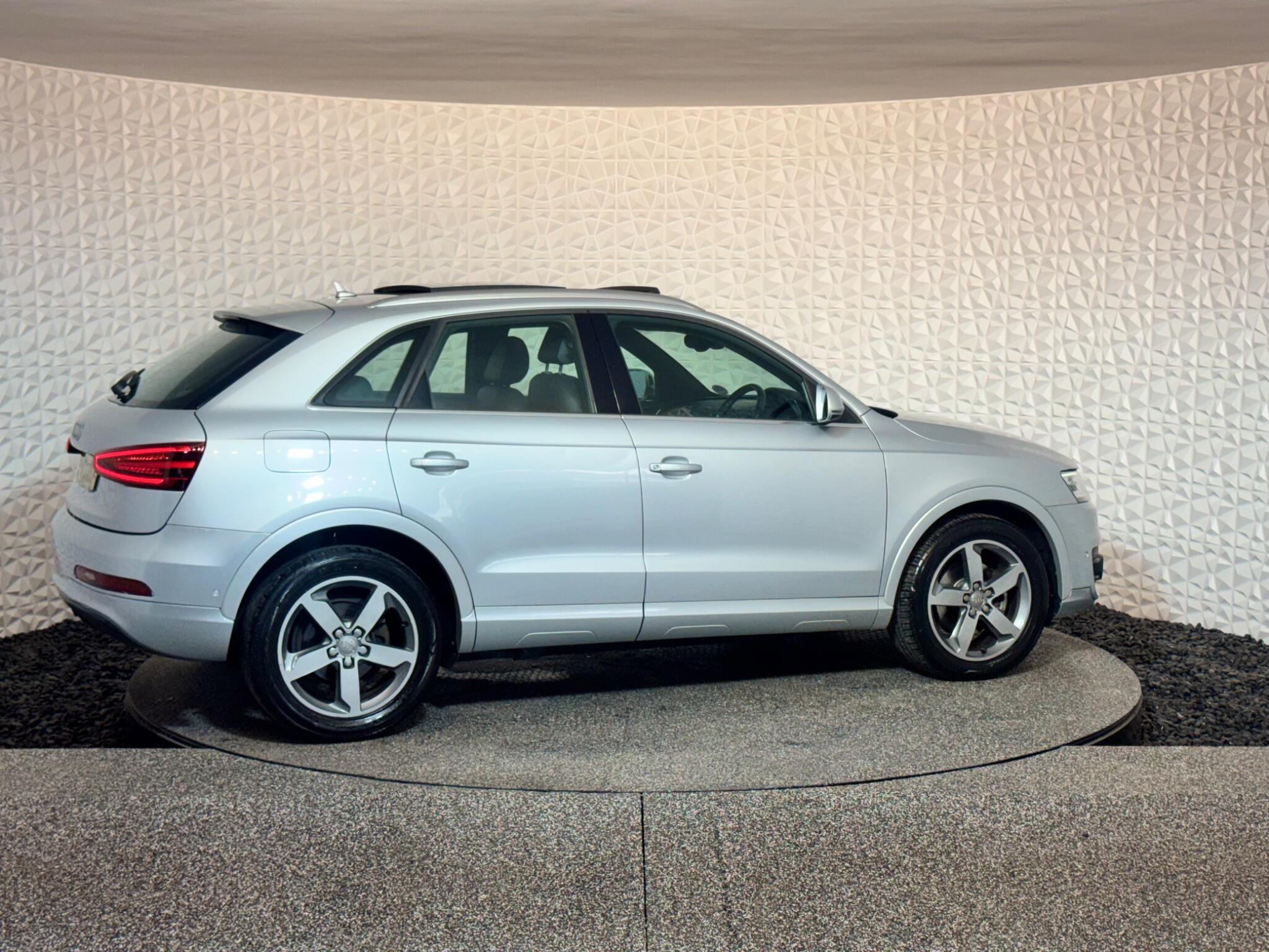 Audi Q3 - Image 9