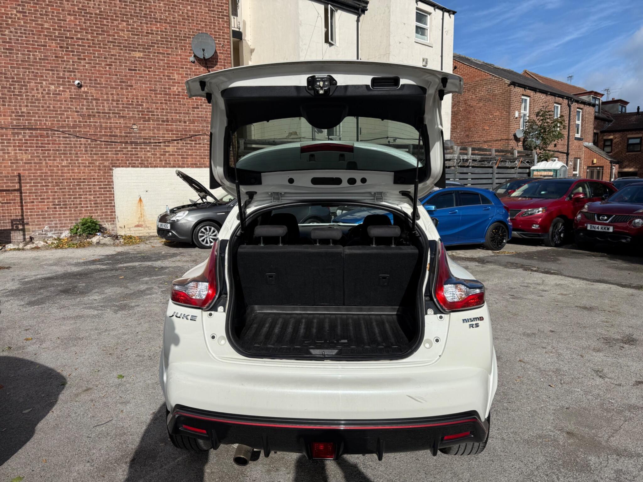 Nissan Juke - Image 32