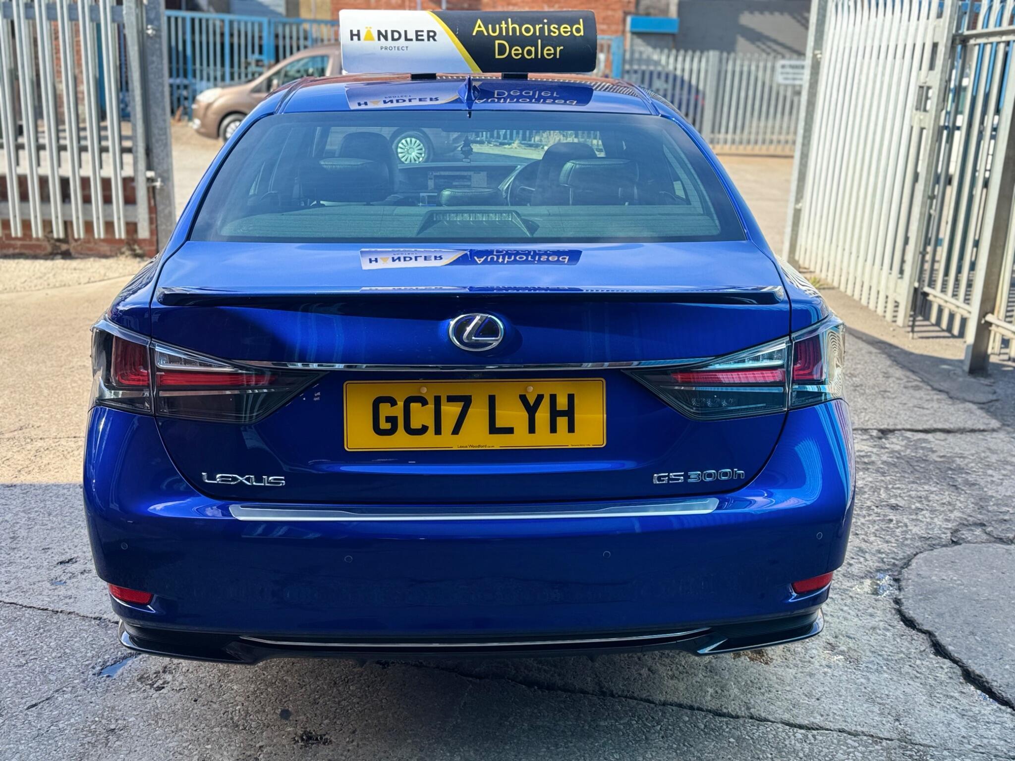Lexus GS - Image 14