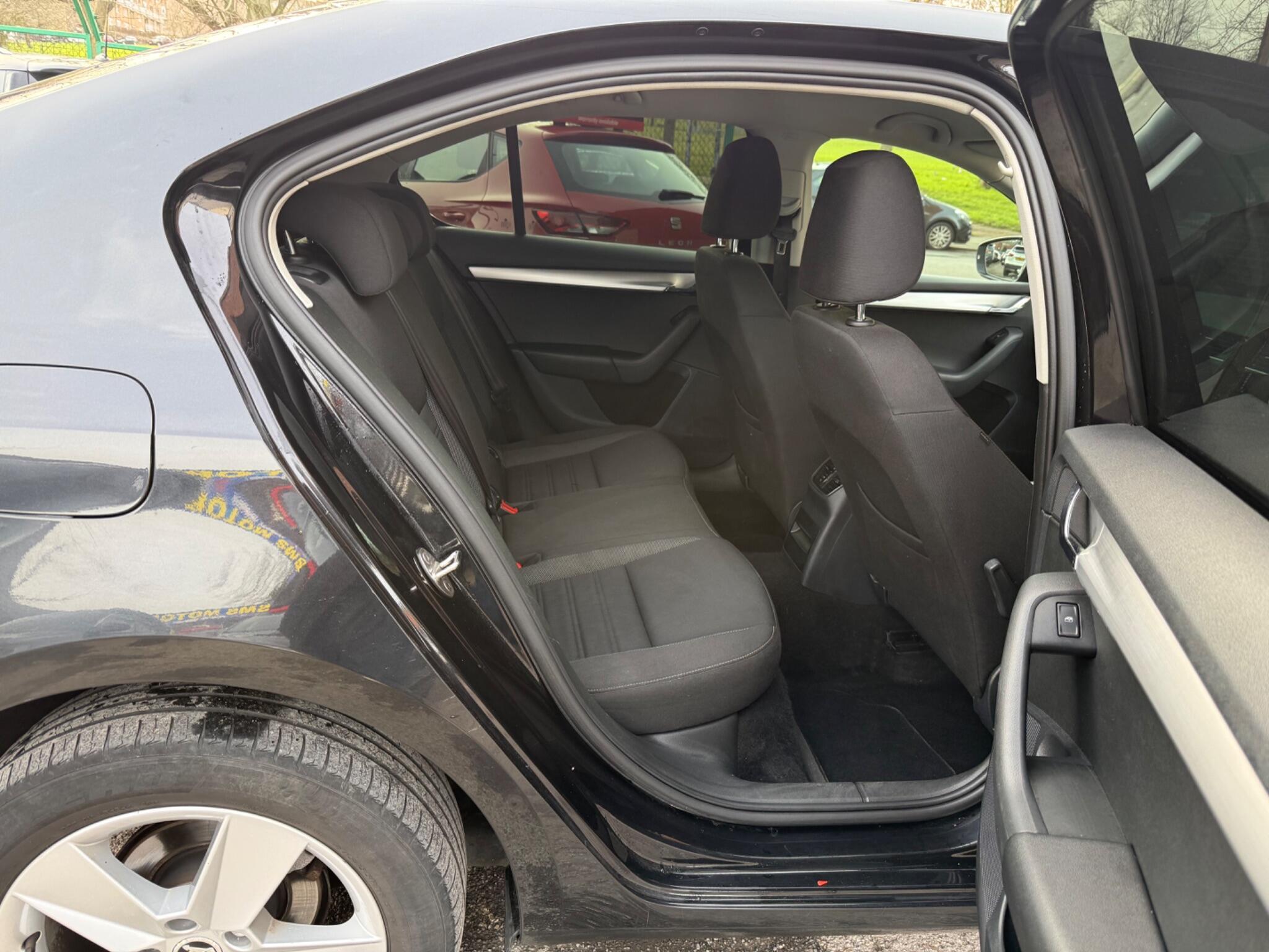 Skoda Octavia - Image 20