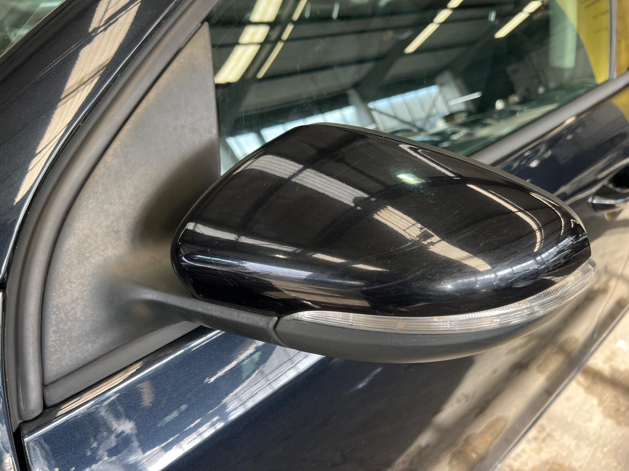 Volkswagen Golf - Image 24