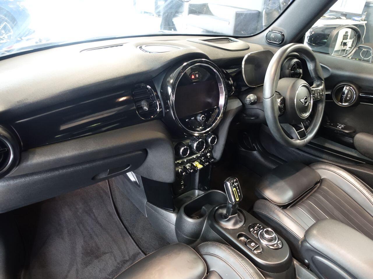 MINI Electric Hatch - Image 14