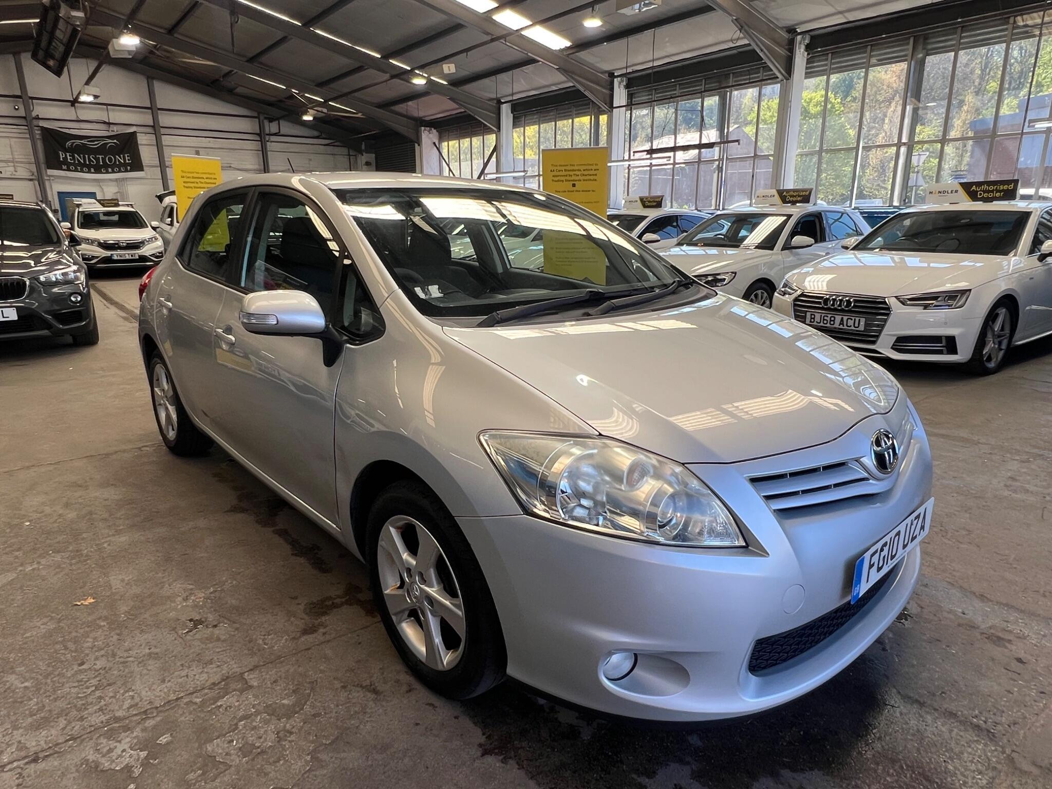 Toyota Auris - Image 11