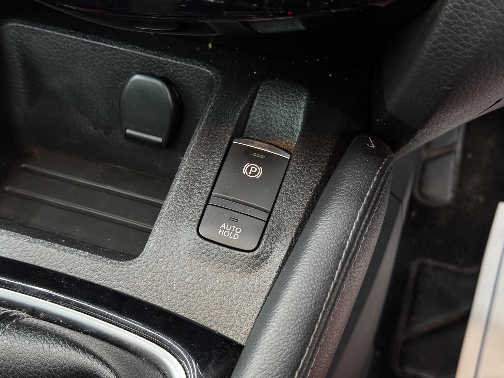 Nissan Qashqai - Image 24