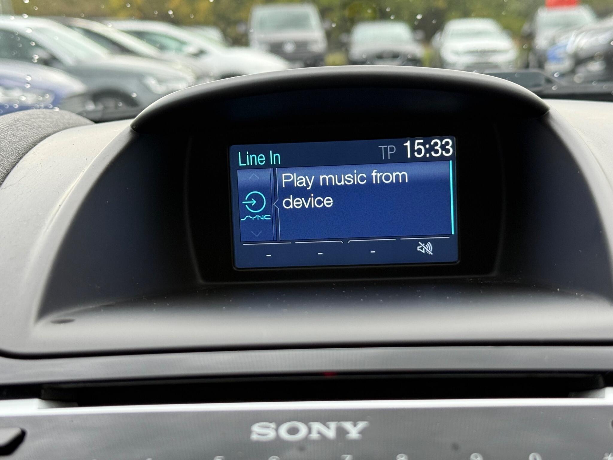 Ford Fiesta - Image 31