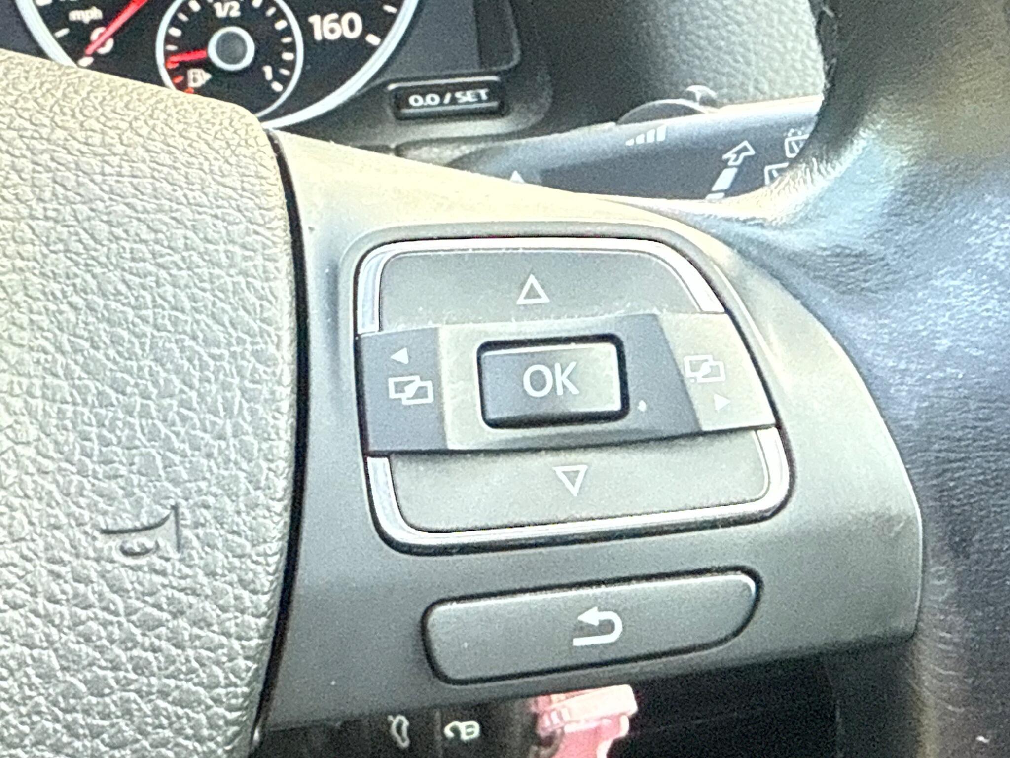 Volkswagen Tiguan - Image 39