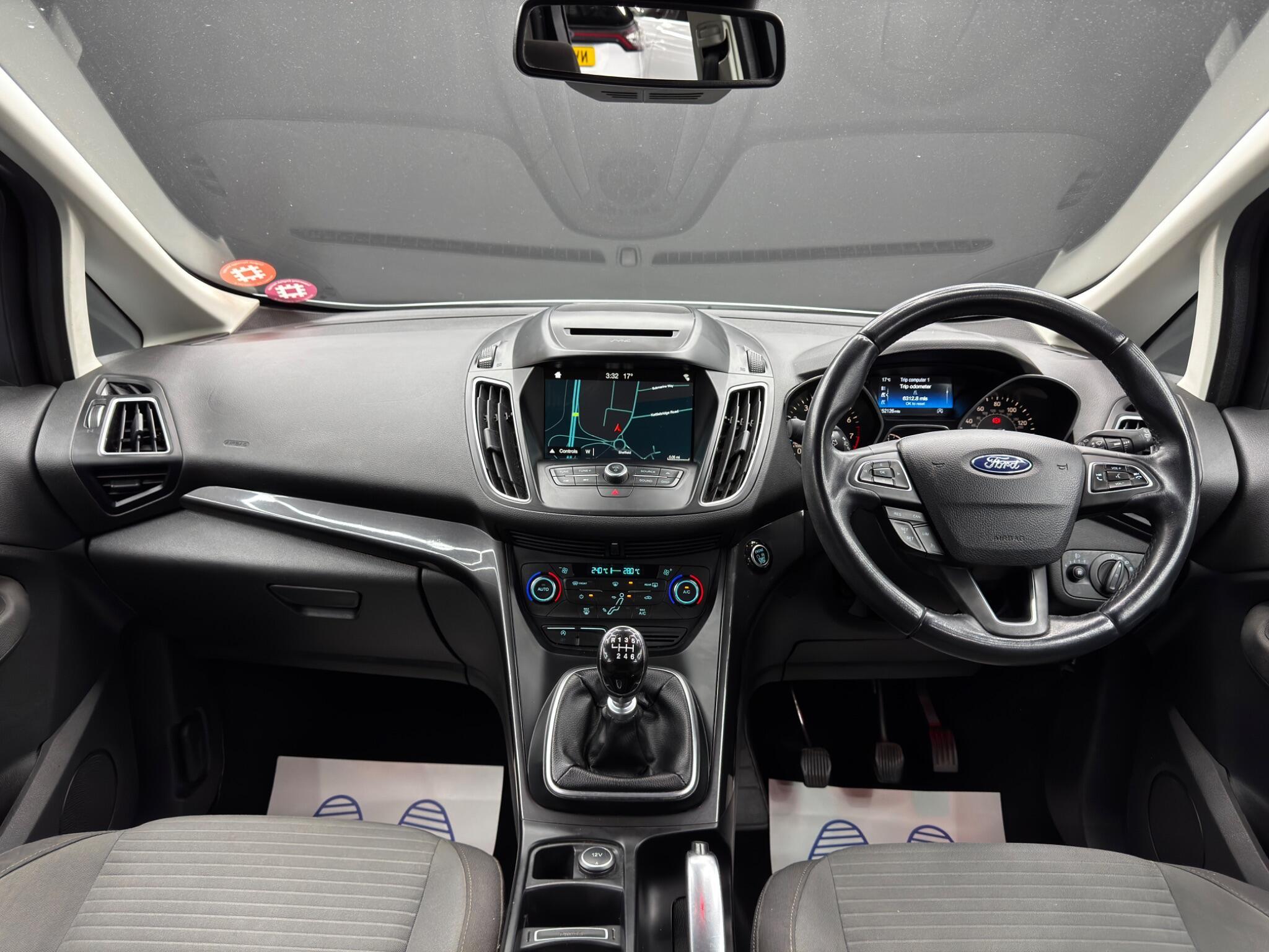 Ford C-MAX - Image 10