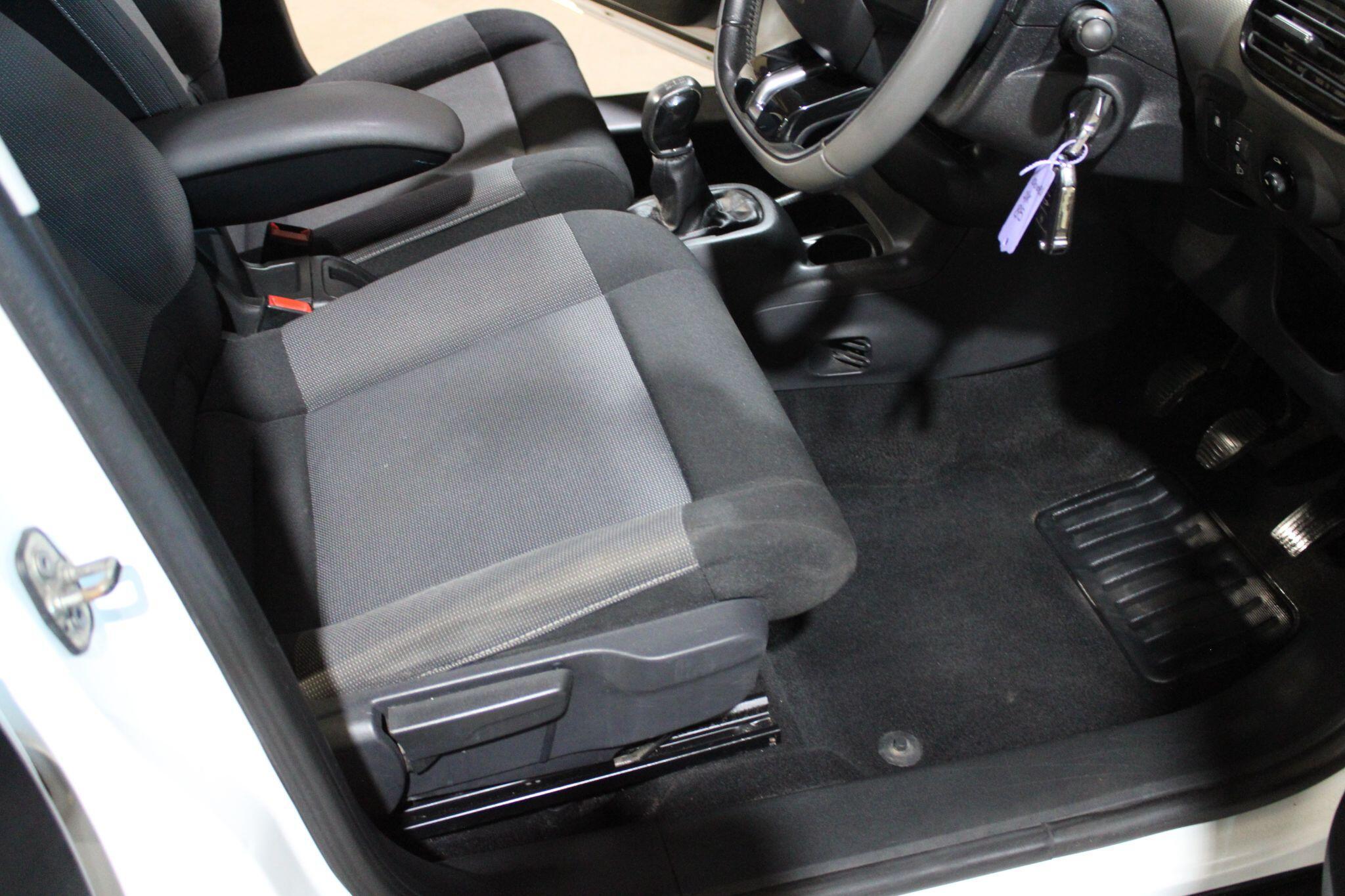 Citroen C4 Cactus - Image 8