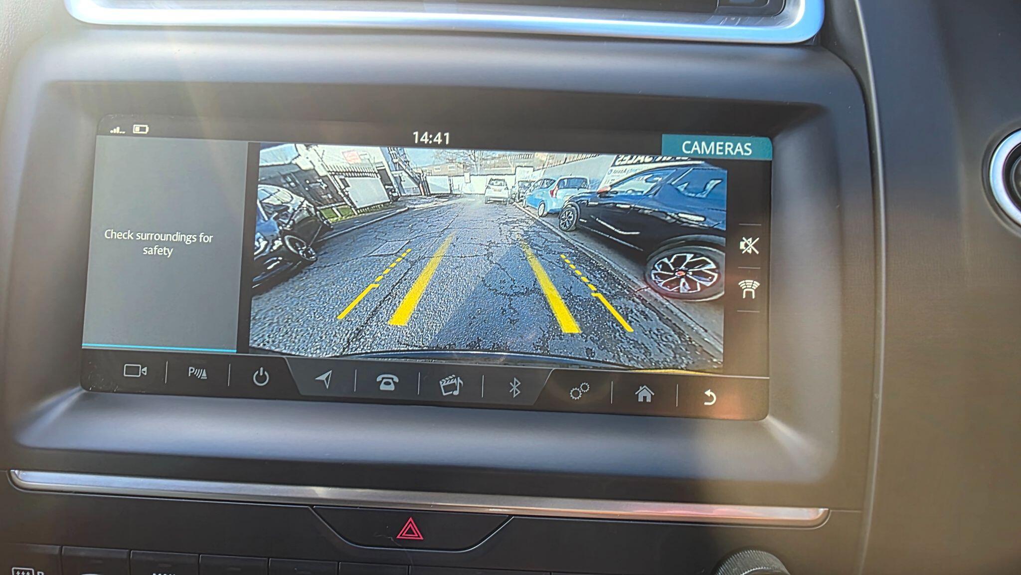 Jaguar E-Pace - Image 33