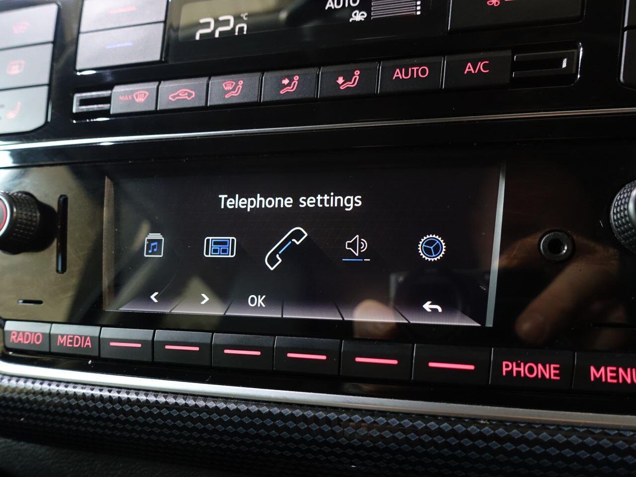 Volkswagen e-up! - Image 32