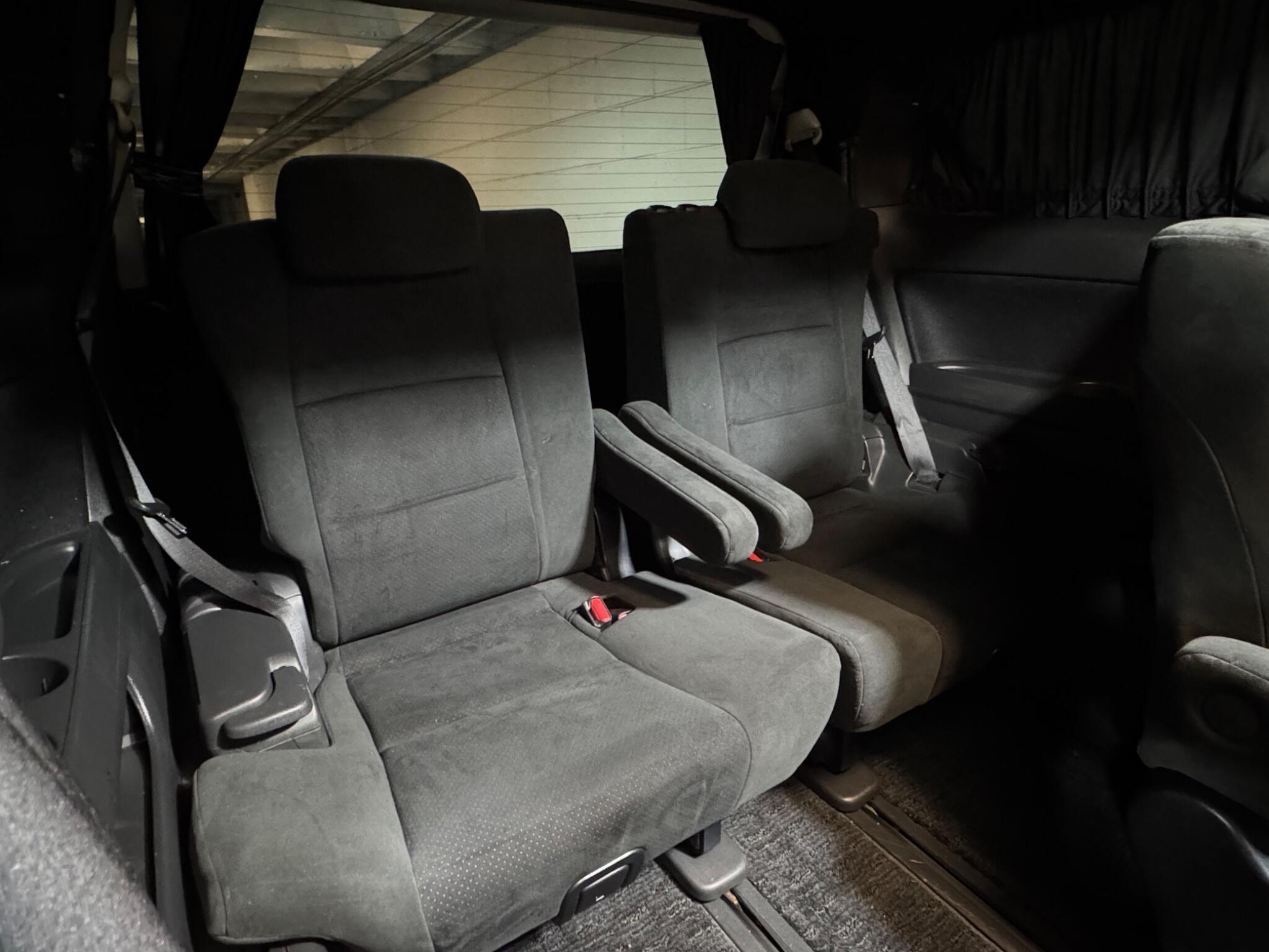 Toyota Alphard - Image 14