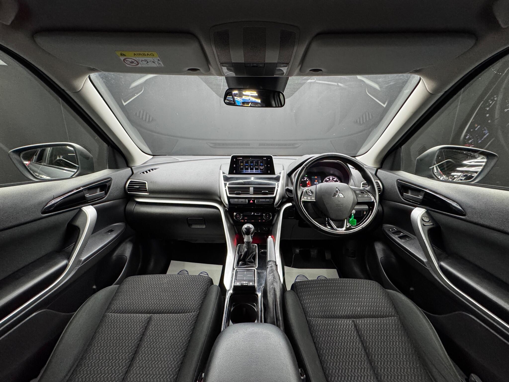 Mitsubishi Eclipse Cross - Image 17