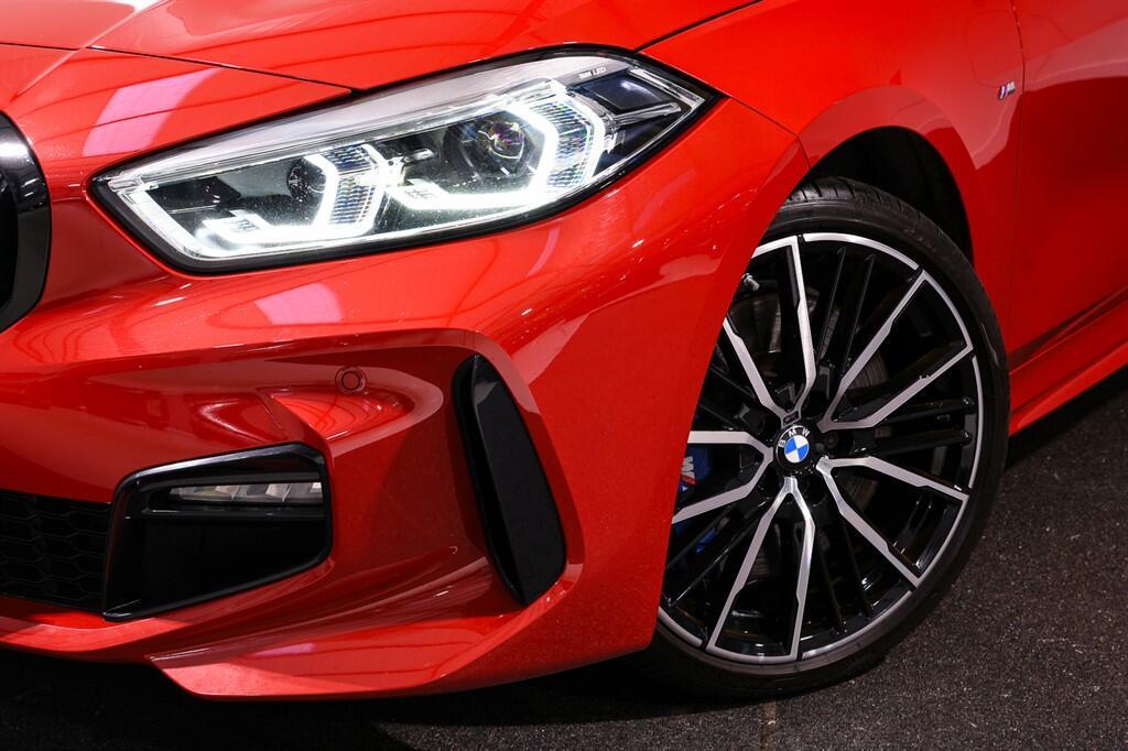 BMW 1 Series - Image 8