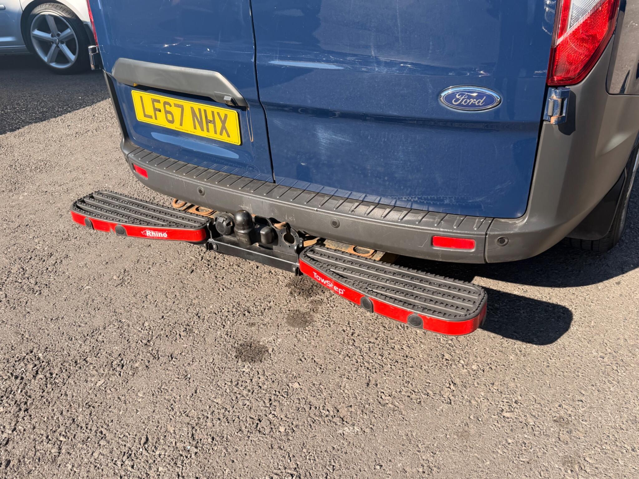 Ford Transit Custom - Image 9