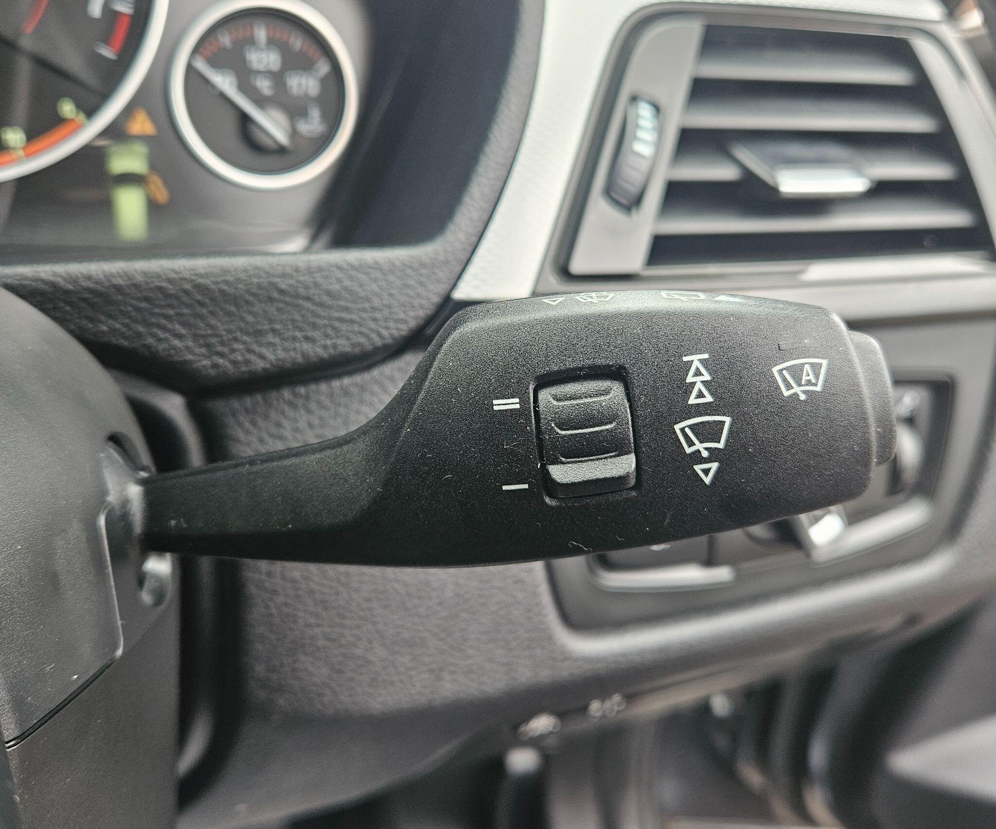 BMW 3 Series - Image 40