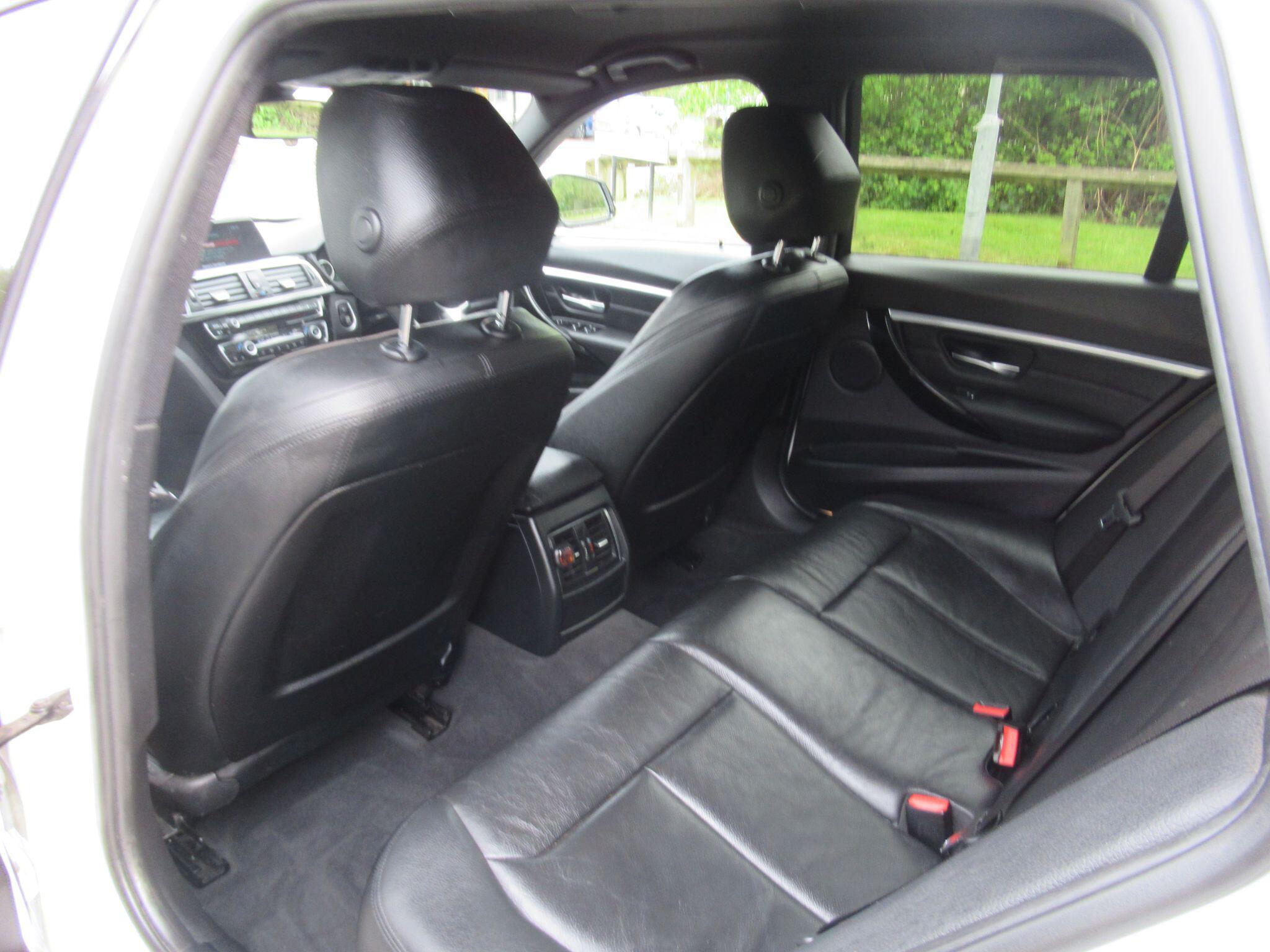 BMW 3 Series - Image 15