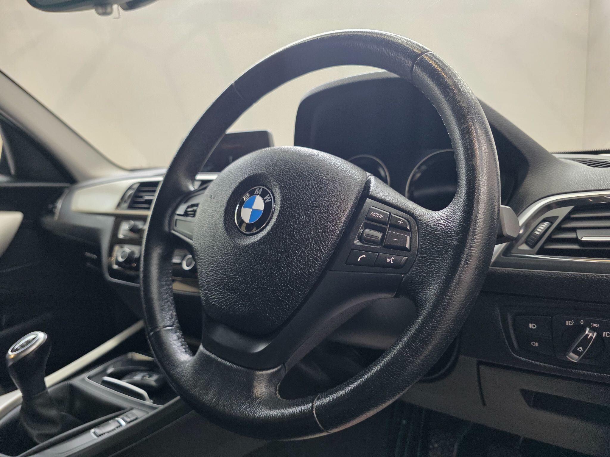 BMW 1 Series - Image 10
