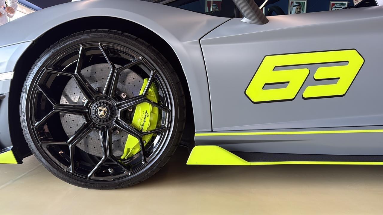 Lamborghini Aventador - Image 7