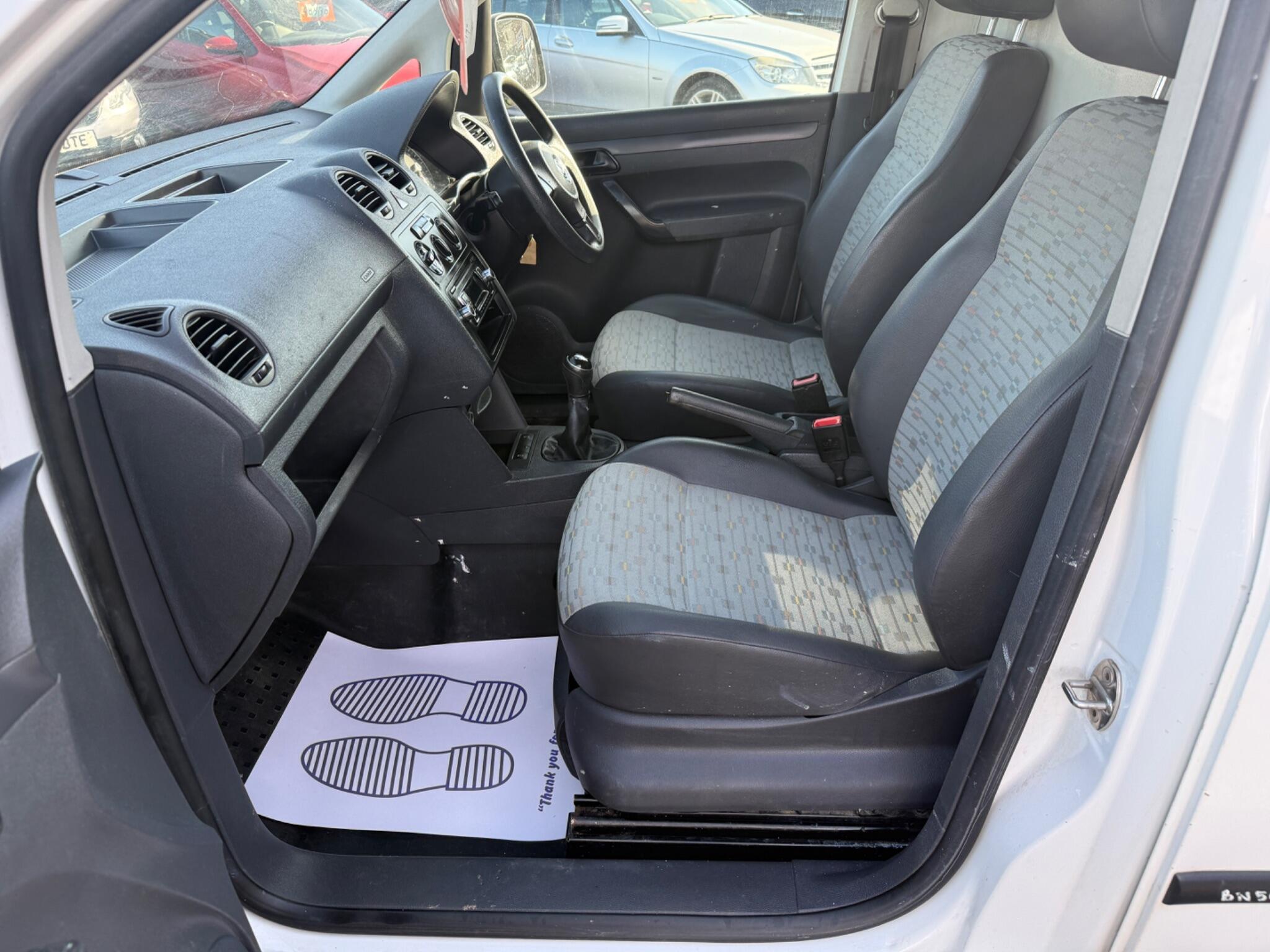 Volkswagen Caddy - Image 20
