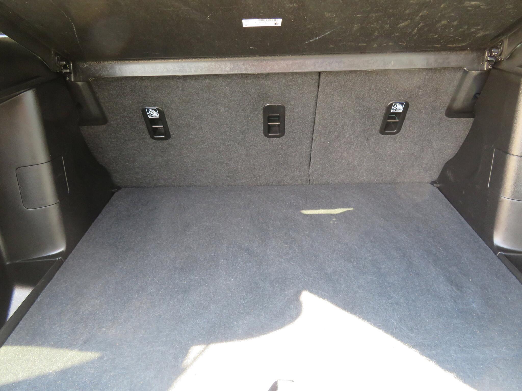 Suzuki Vitara - Image 8