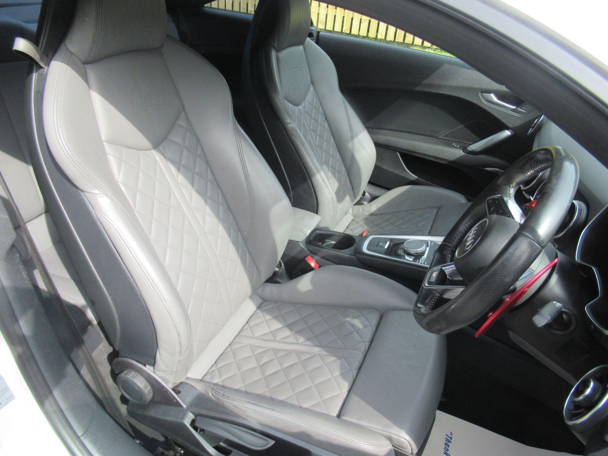 Audi TT - Image 17