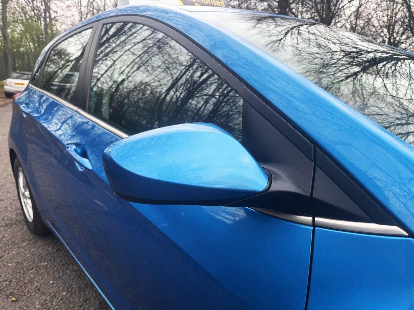 Hyundai i30 - Image 36