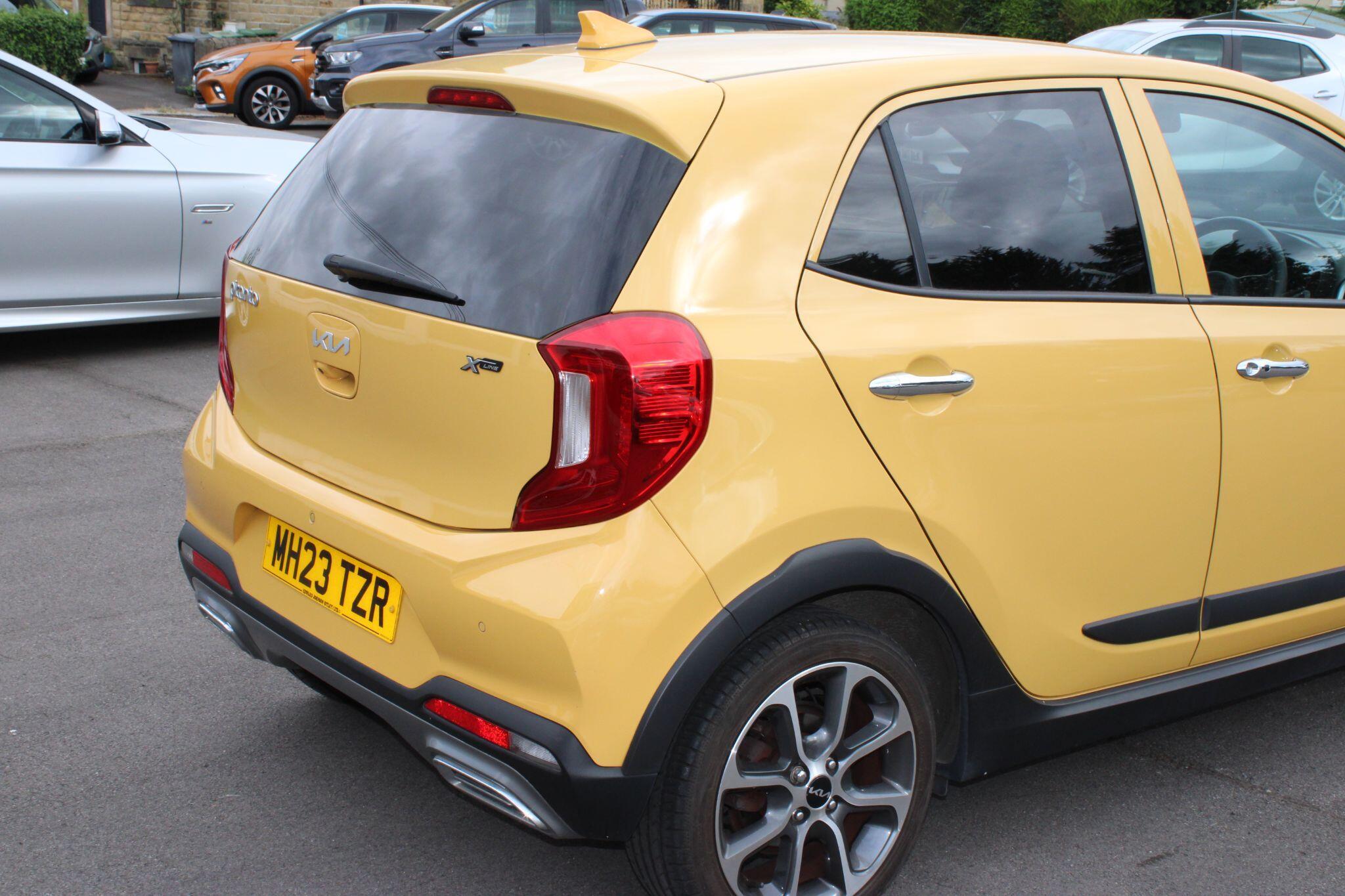 Kia Picanto - Image 11