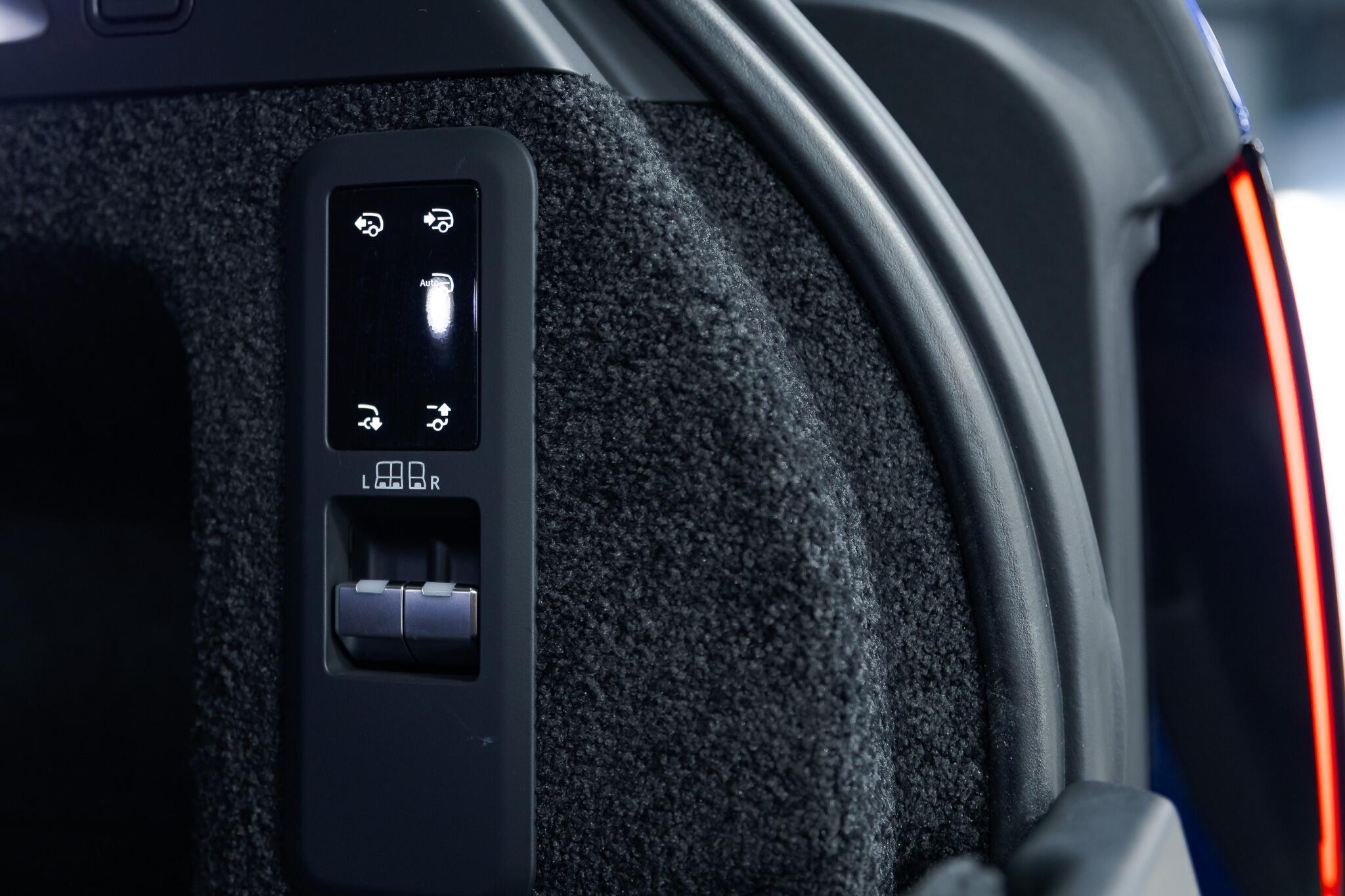 Land Rover Range Rover - Image 29