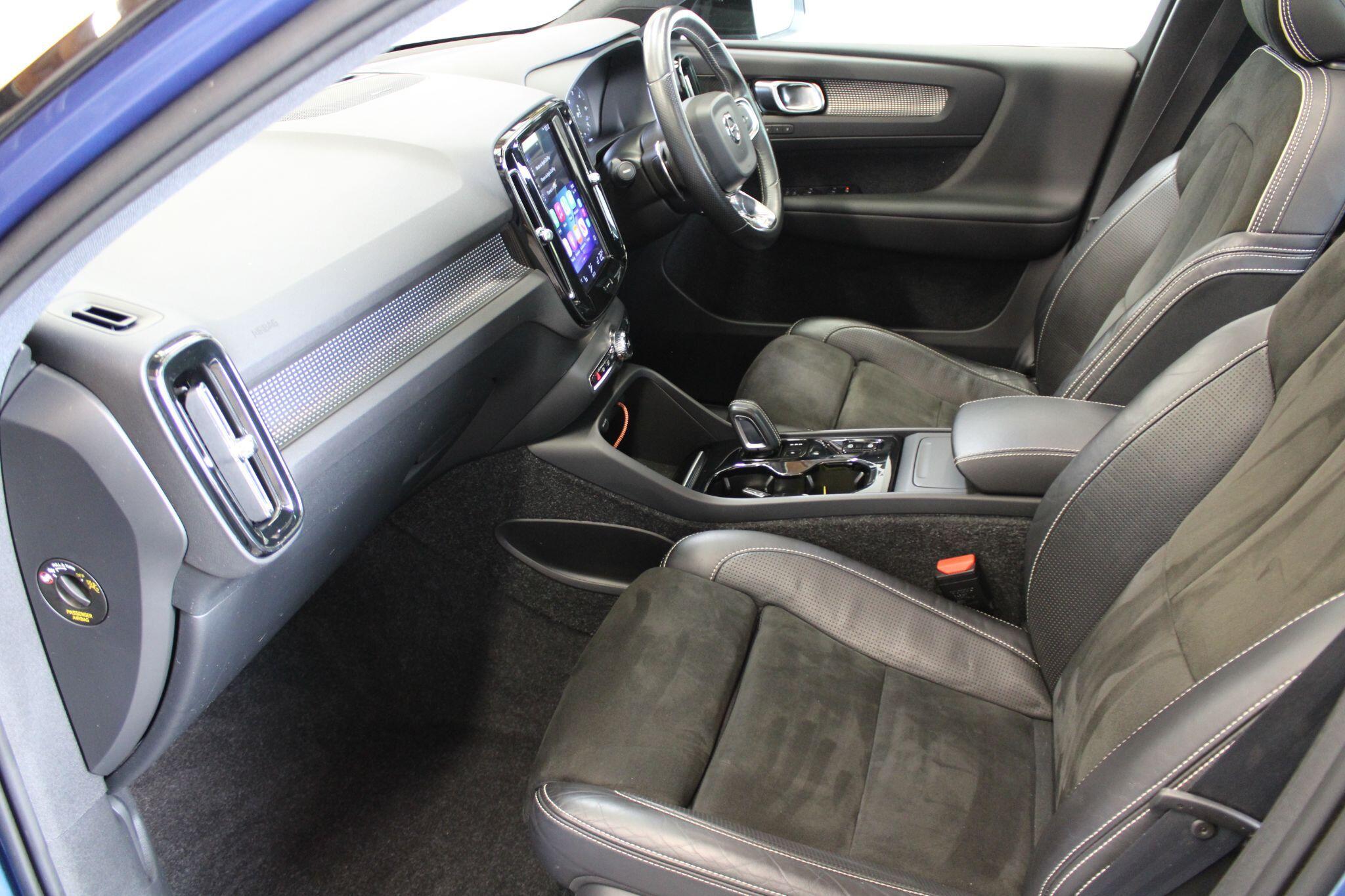 Volvo XC40 - Image 31