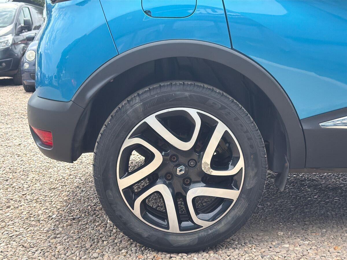 Renault Captur - Image 17