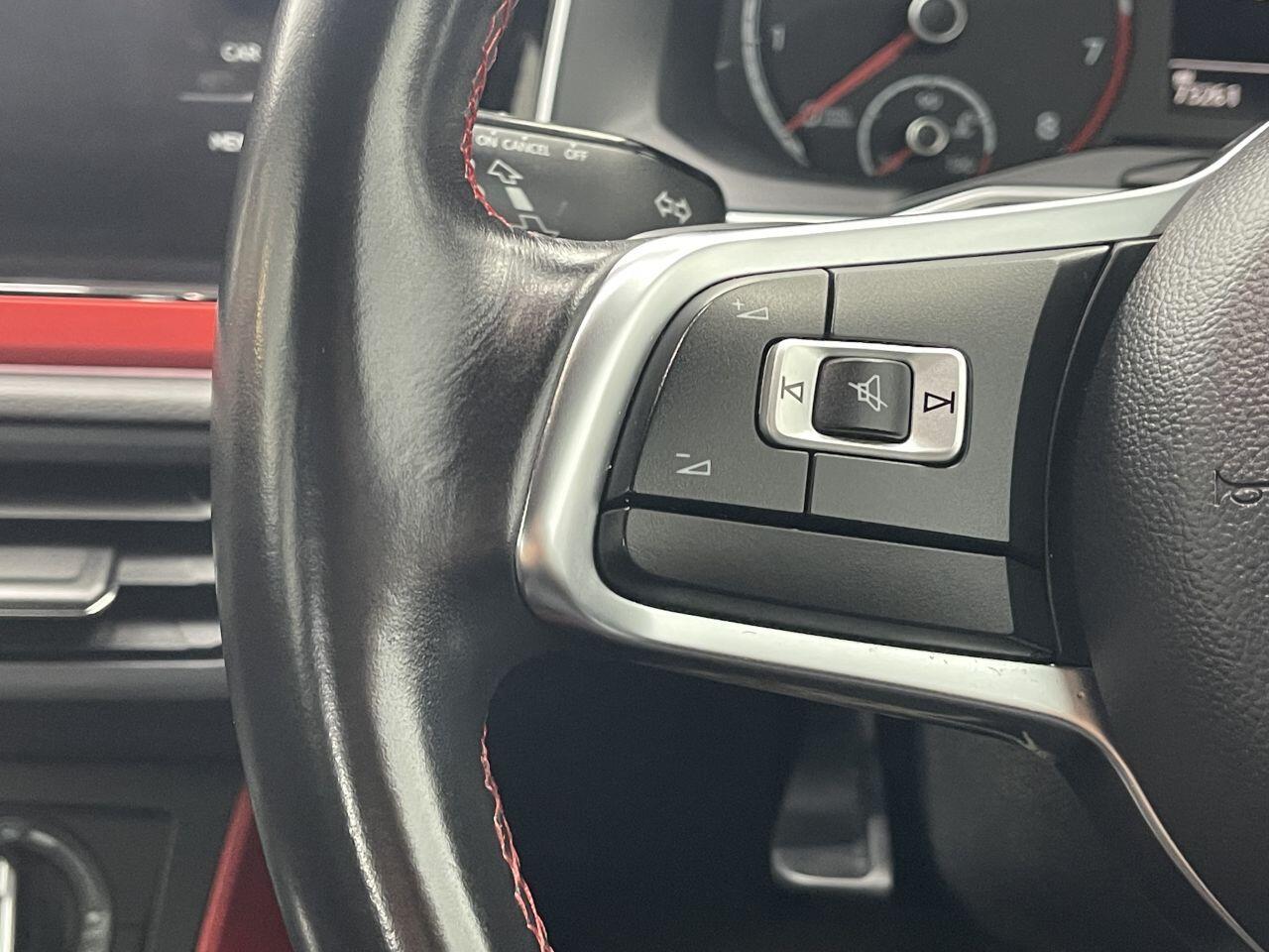 Volkswagen Polo - Image 35