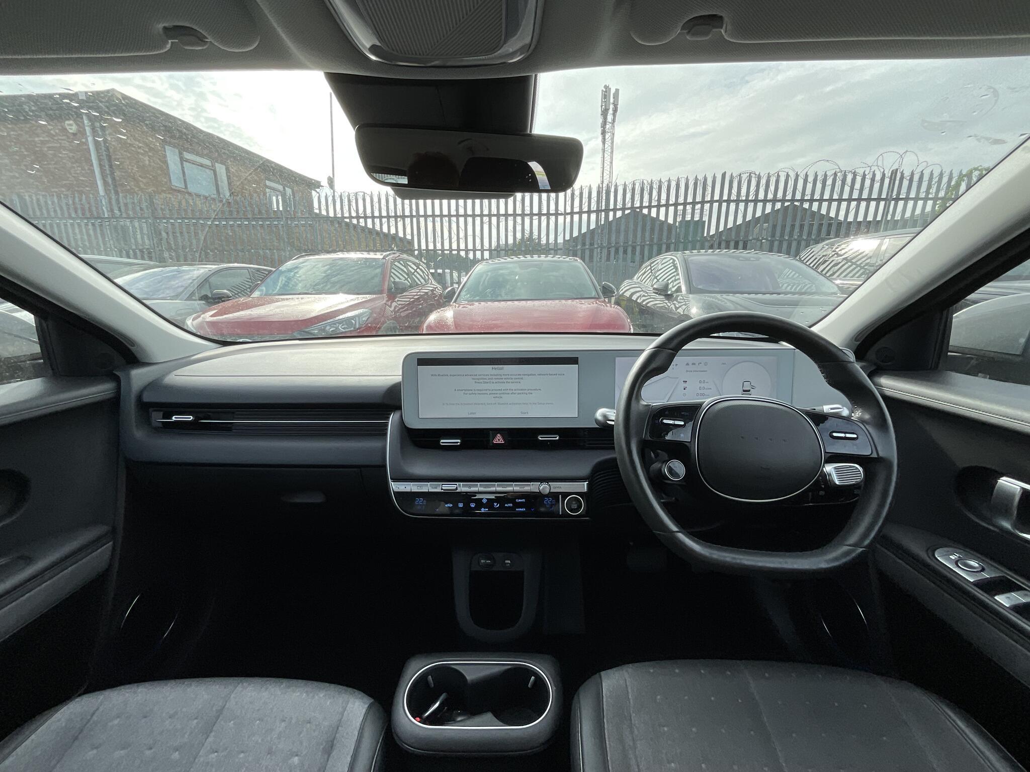 Hyundai Ioniq 5 - Image 6