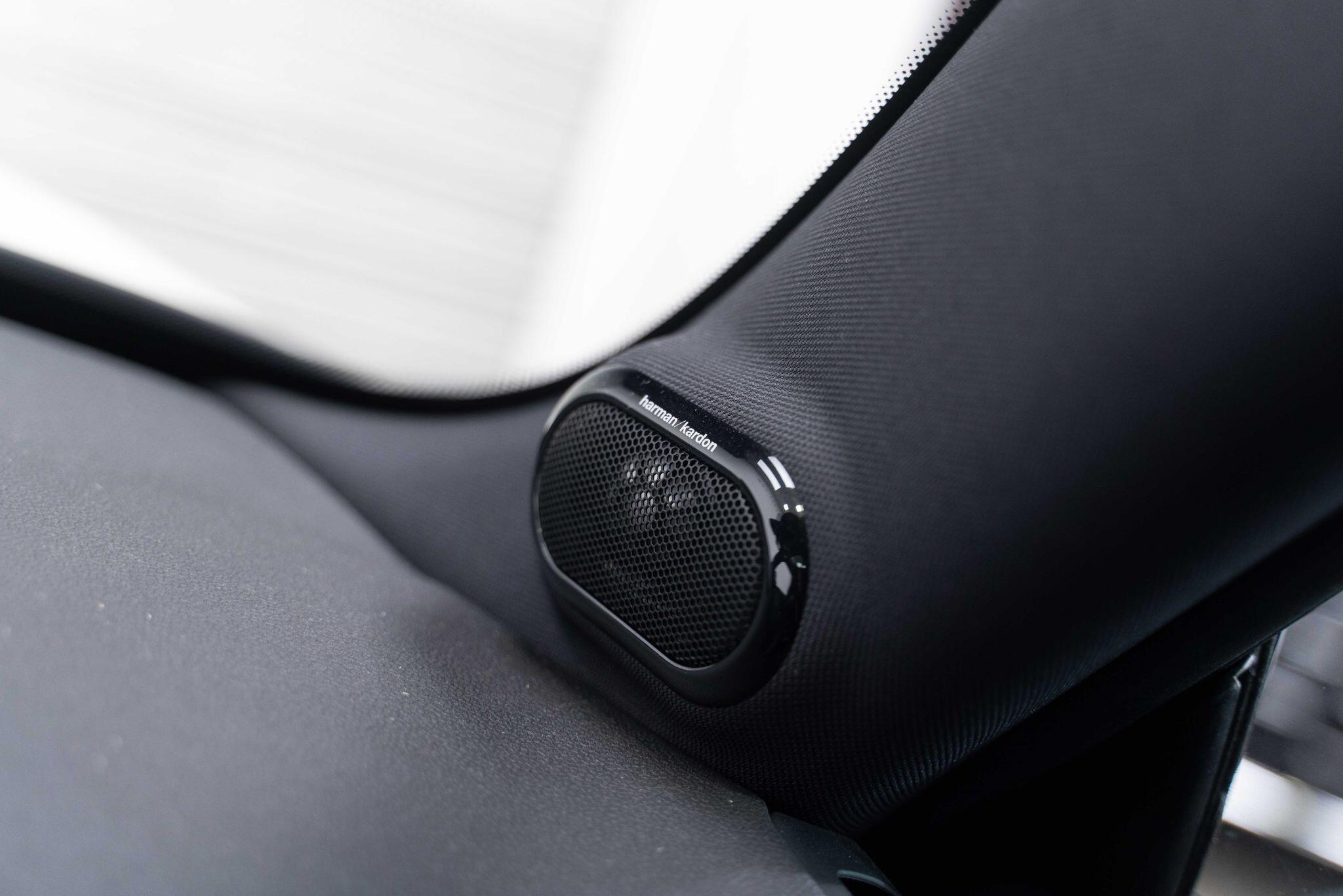 MINI Hatch - Image 25