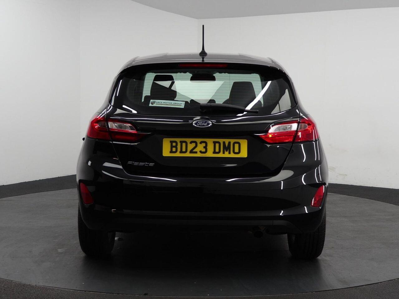 Ford Fiesta - Image 12